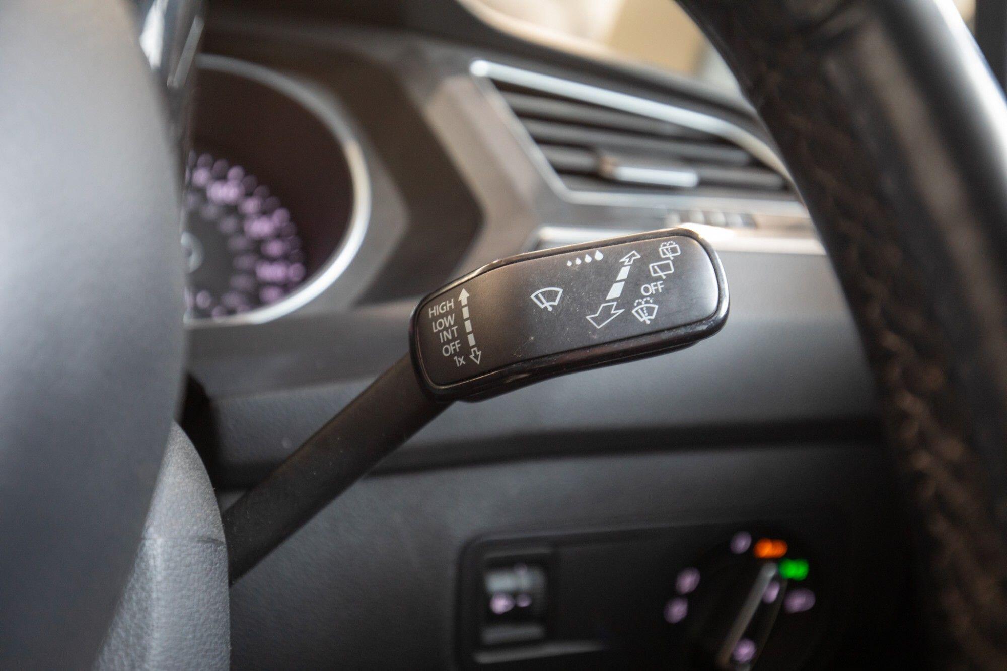 Volkswagen Tiguan view 19