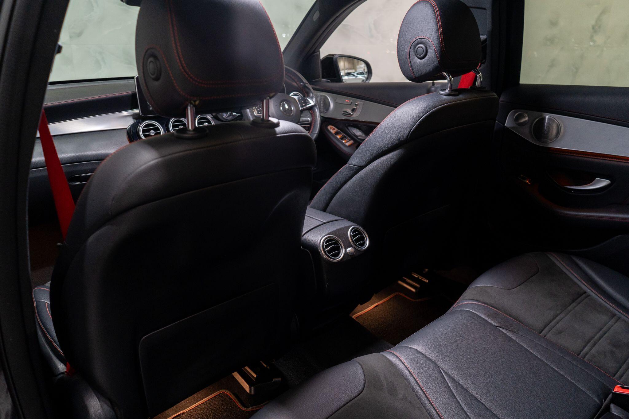 Mercedes-Benz GLC view 45