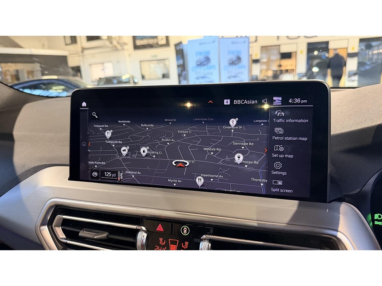 BMW X3 view 19