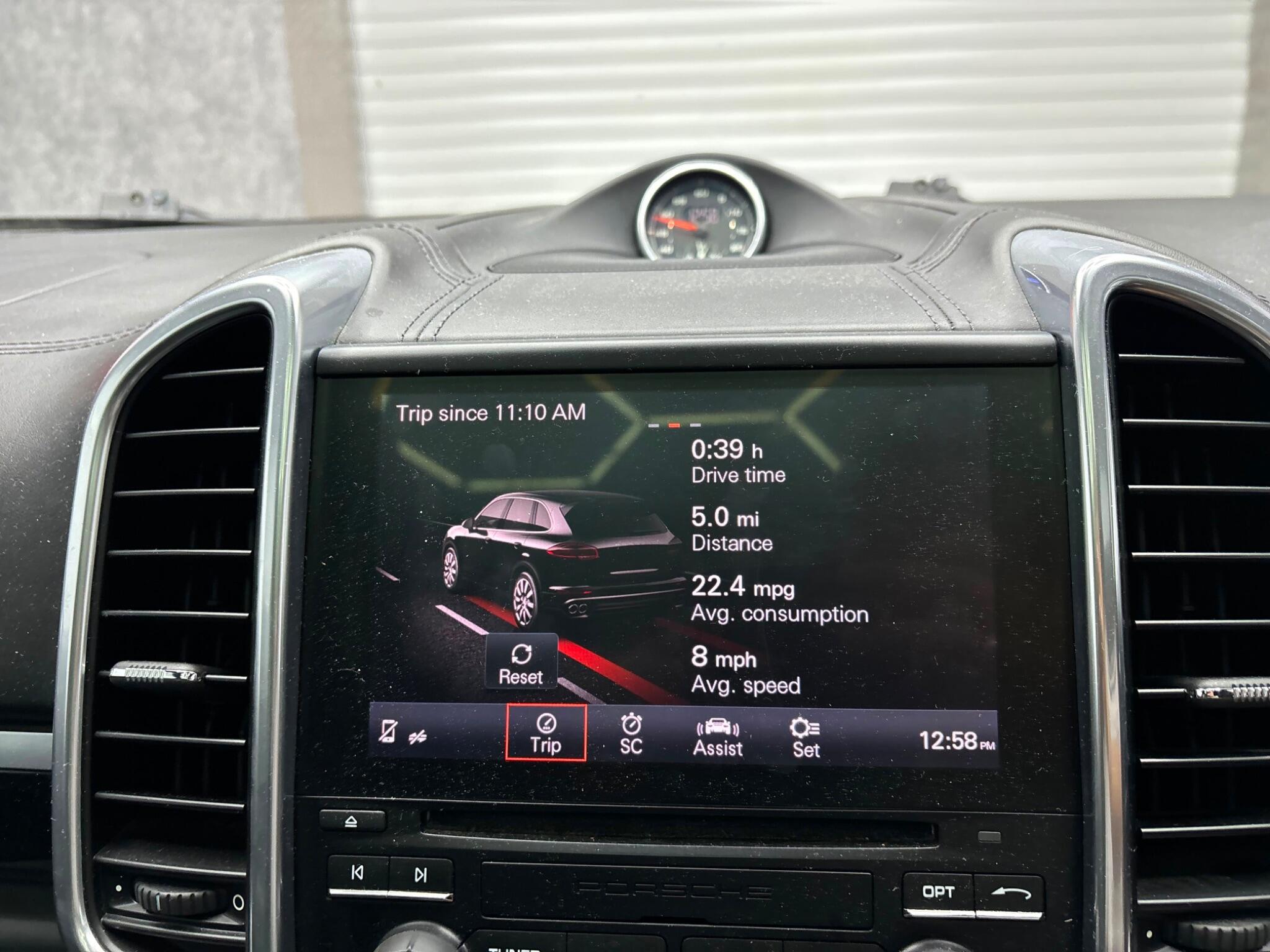Porsche Cayenne view 46
