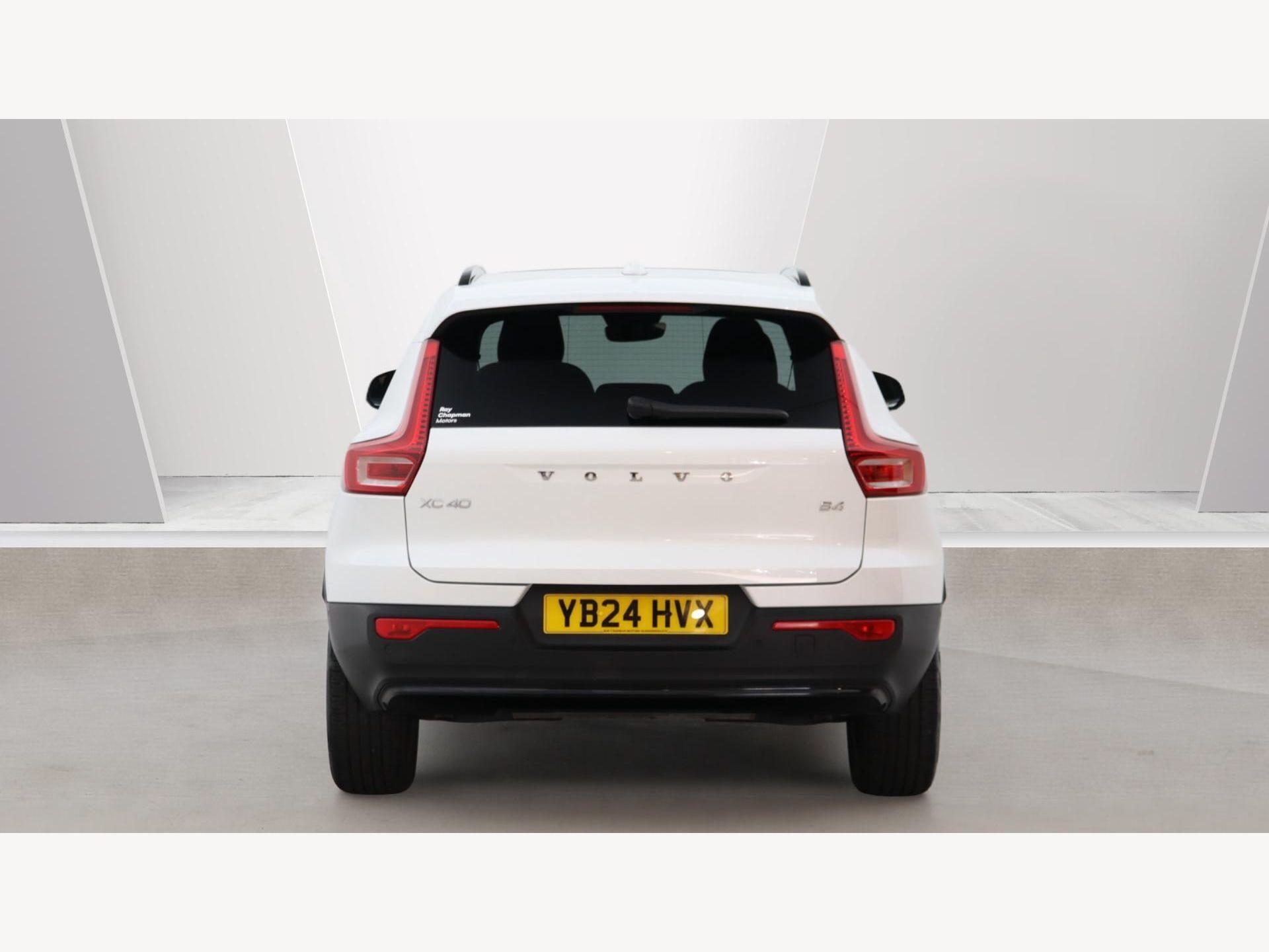 Volvo XC40 view 10