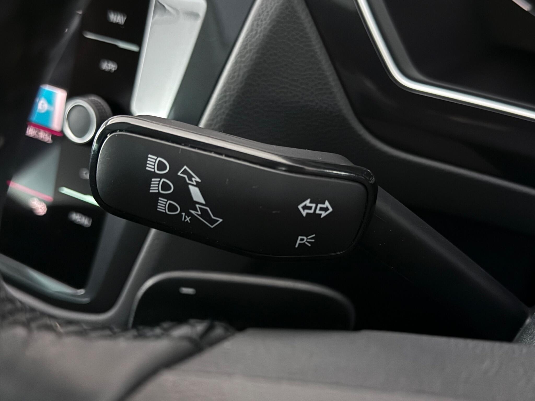 Volkswagen Tiguan view 18