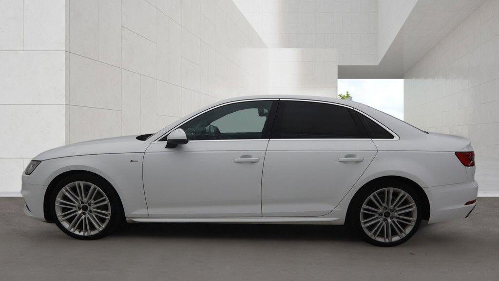 Audi A4 view 8