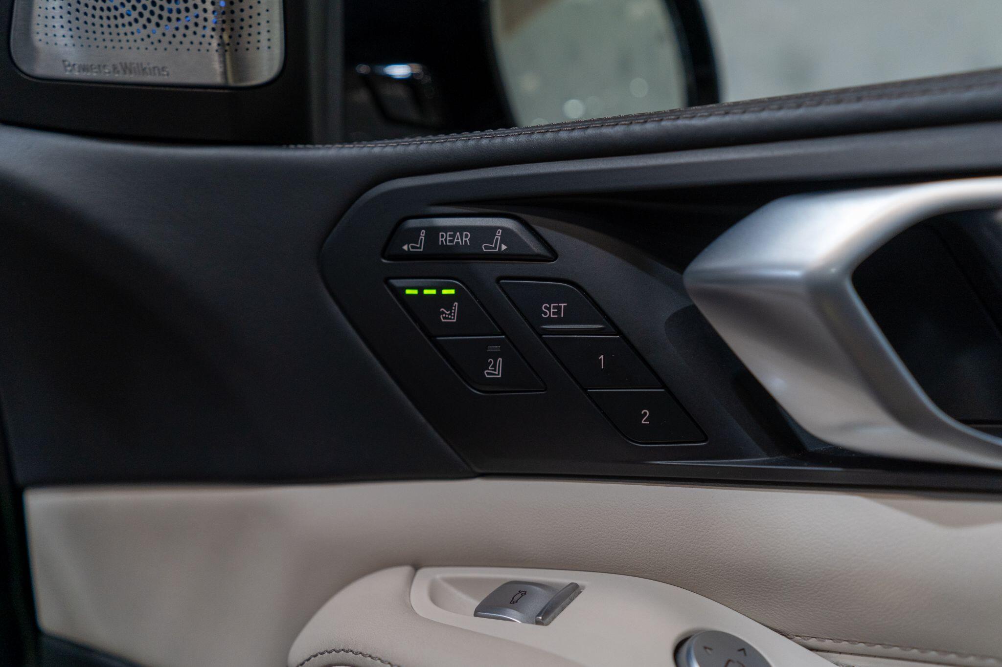 BMW X7 view 40