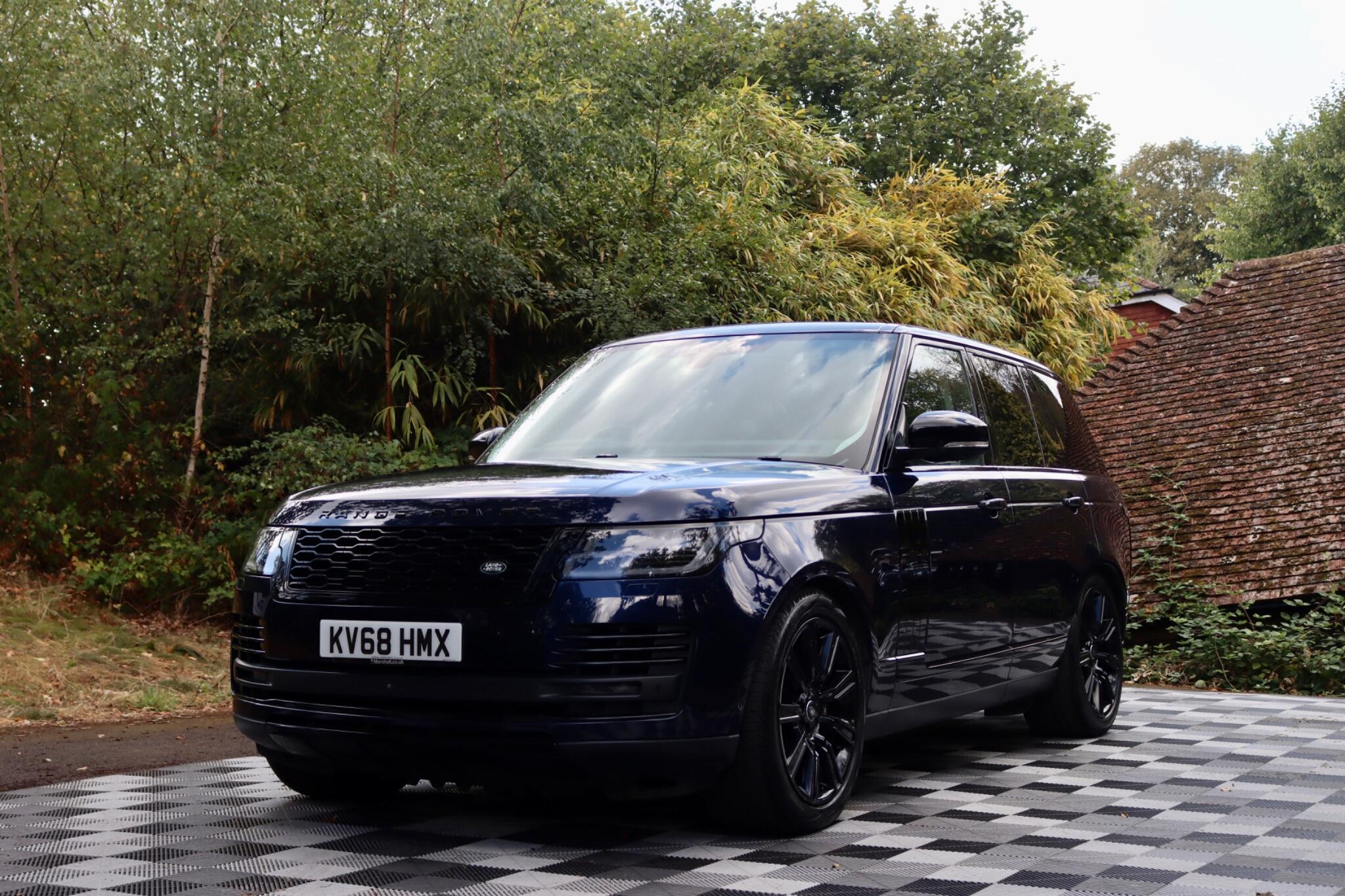 Land Rover Range Rover view 14