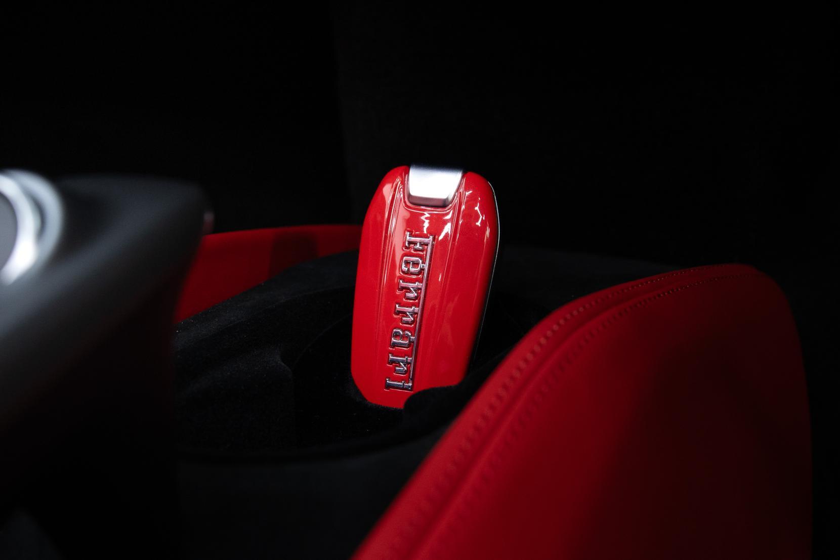 Ferrari F8 Spider view 20