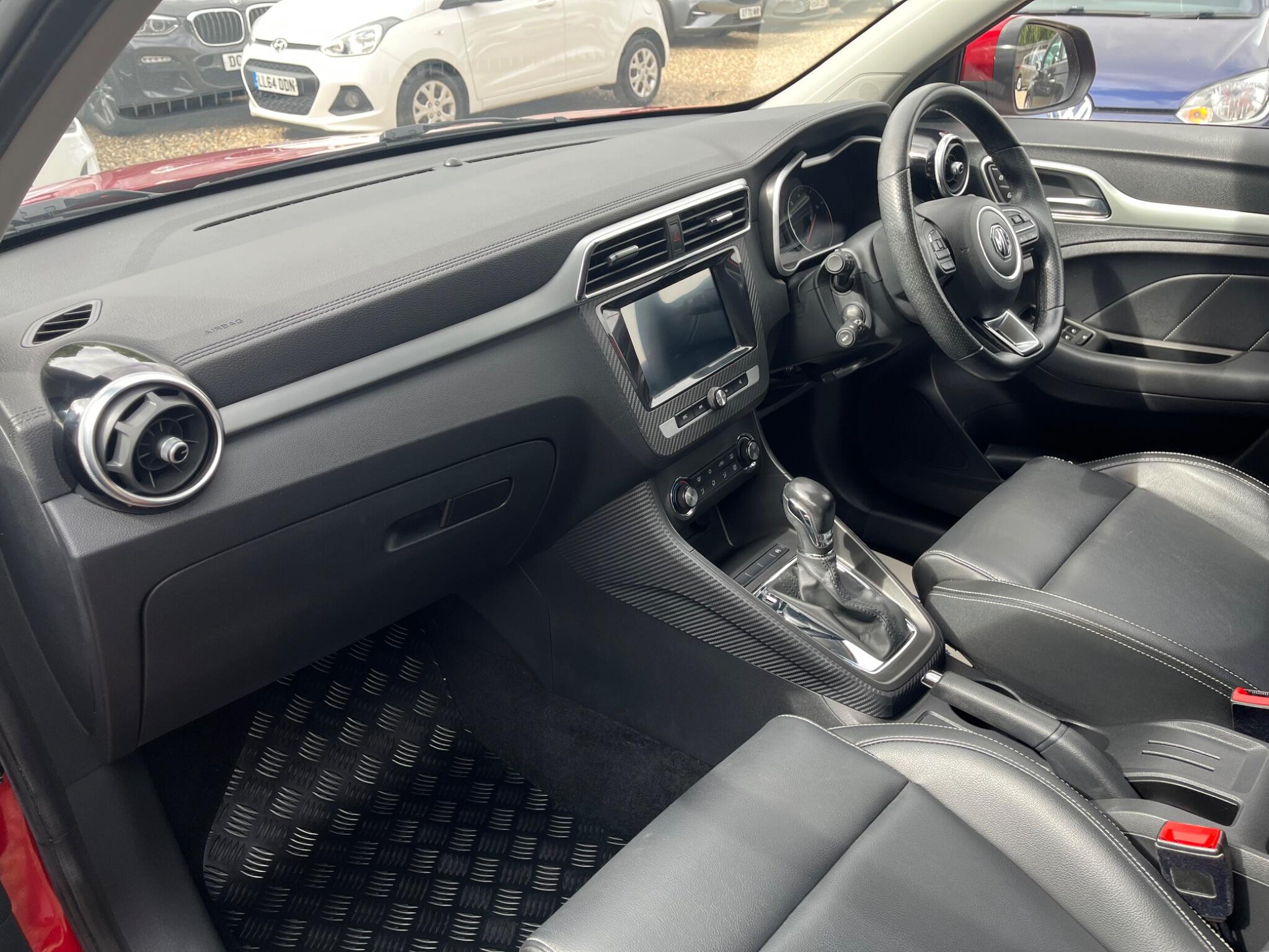 MG MG ZS view 11