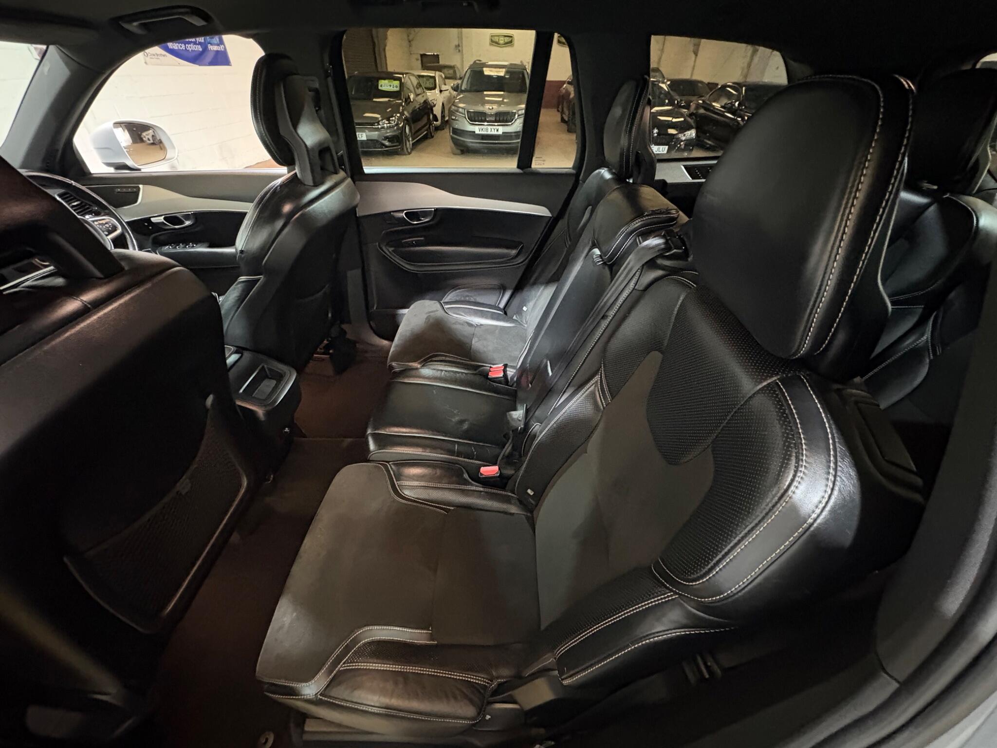 Volvo XC90 view 30