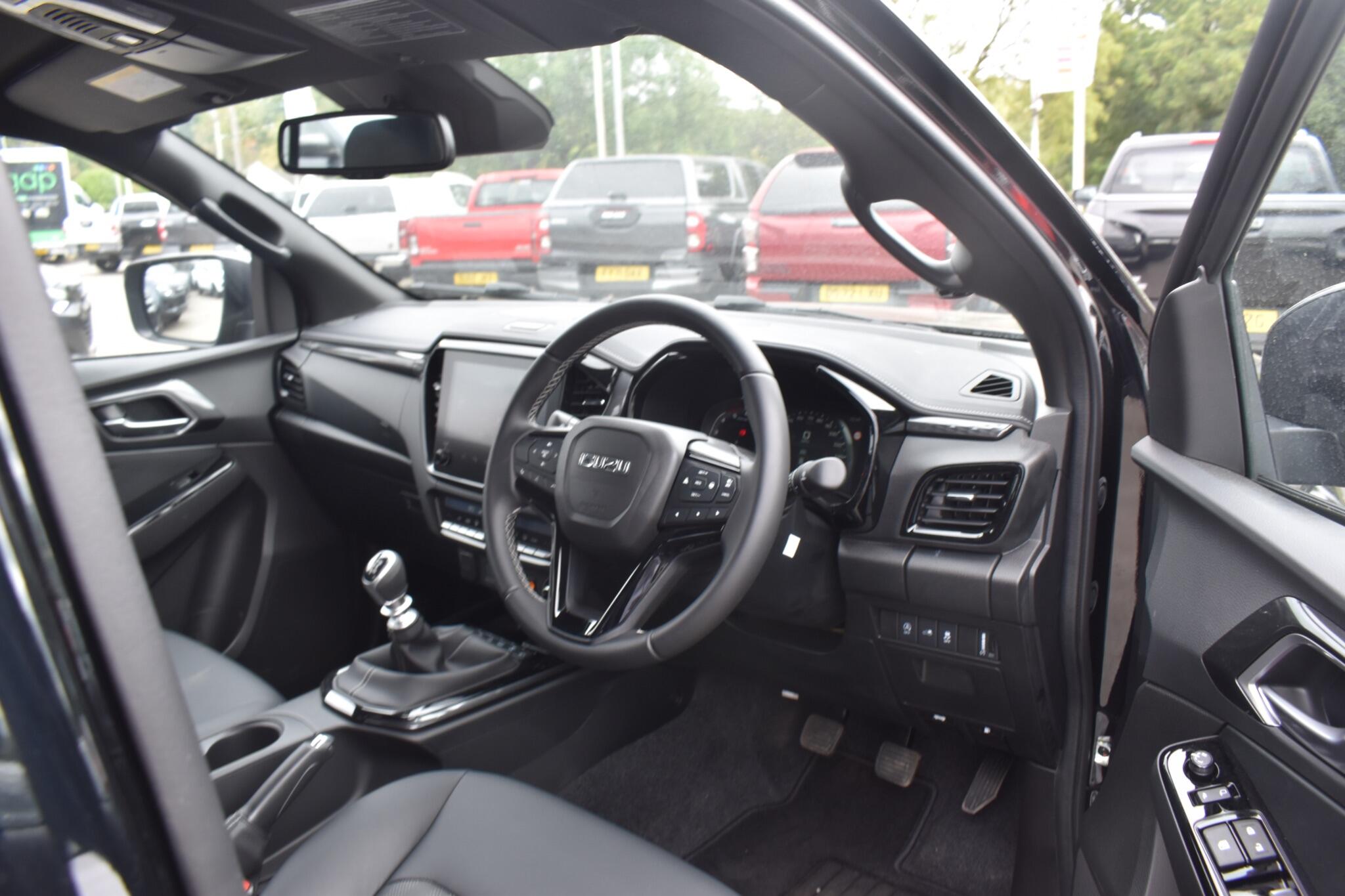D-Max - 1.9 TD V-Cross 4WD Euro 6 (s/s) 4dr - Image 27