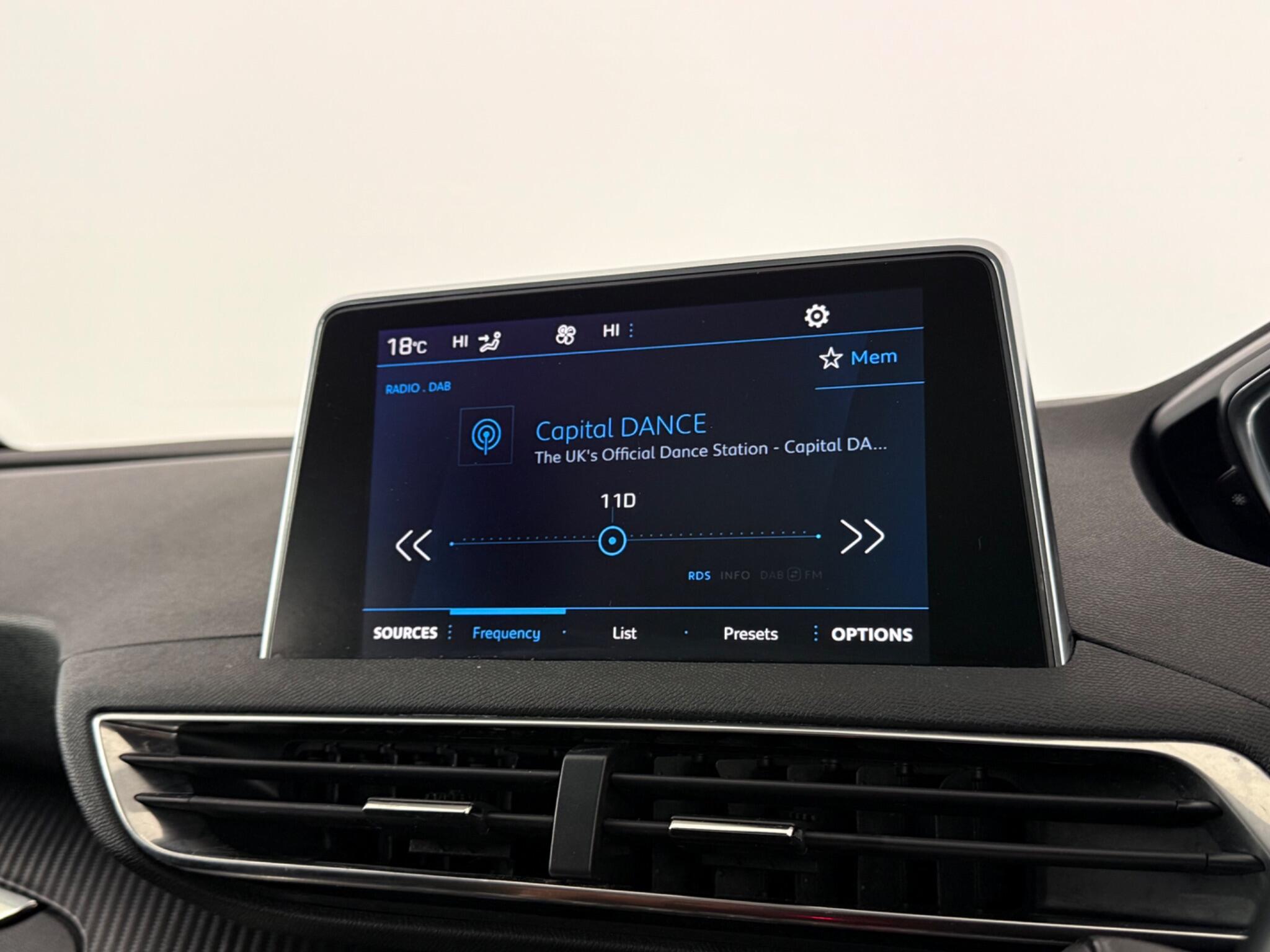 Peugeot 5008 view 21