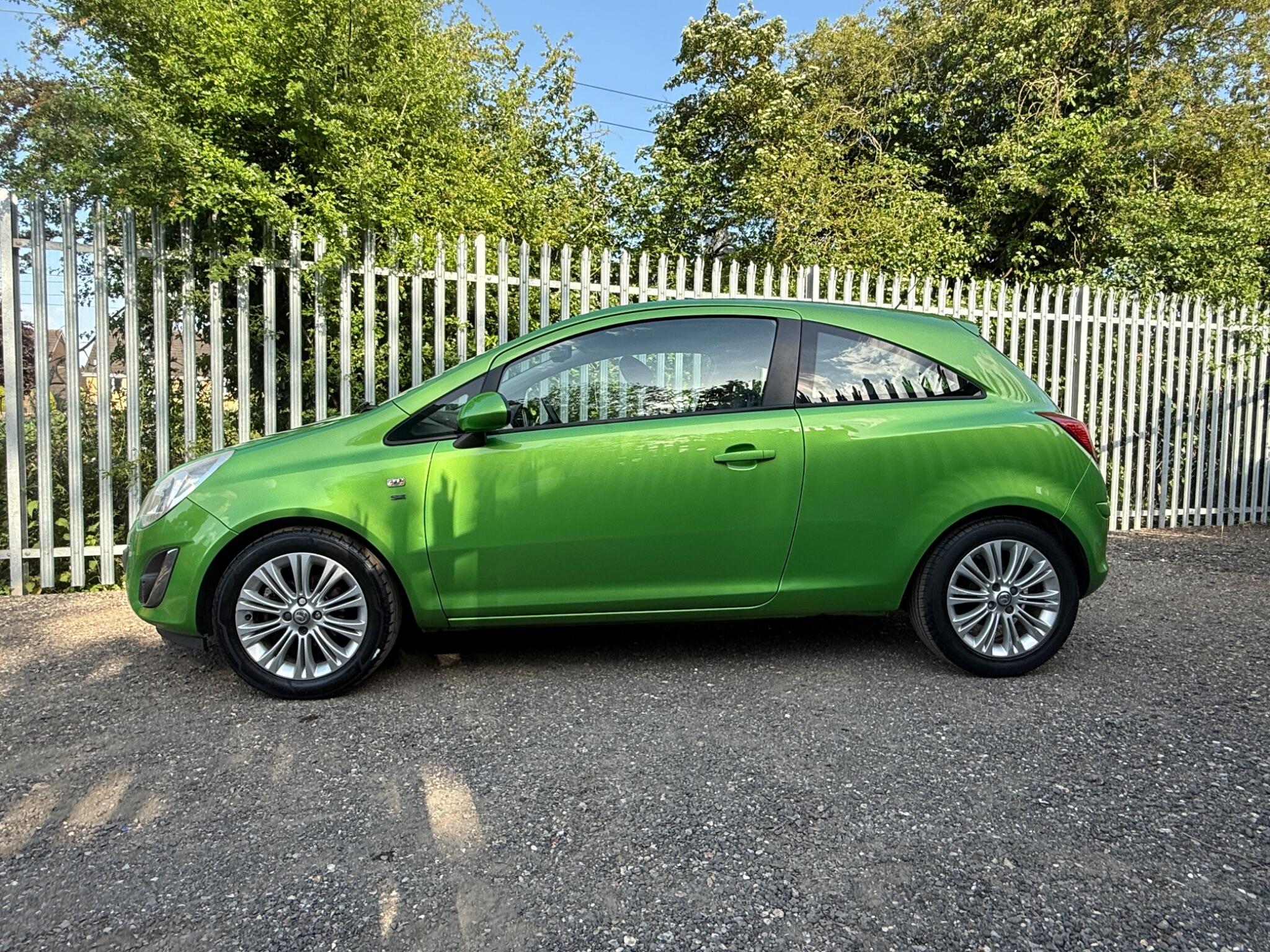 2013 Vauxhall Corsa image 4