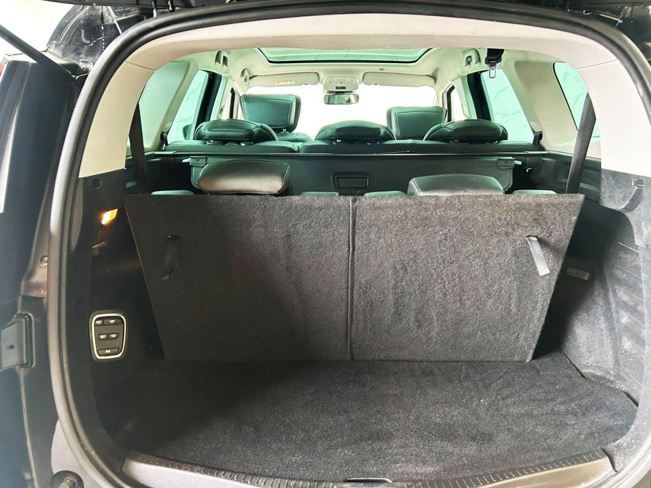 Renault Grand Scenic view 25