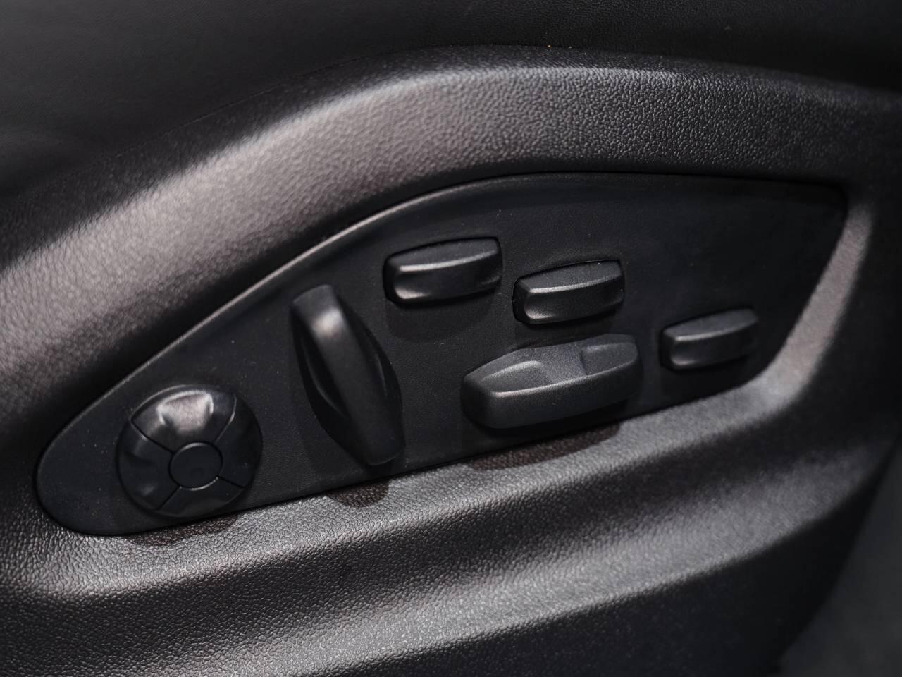 Porsche Cayenne view 23