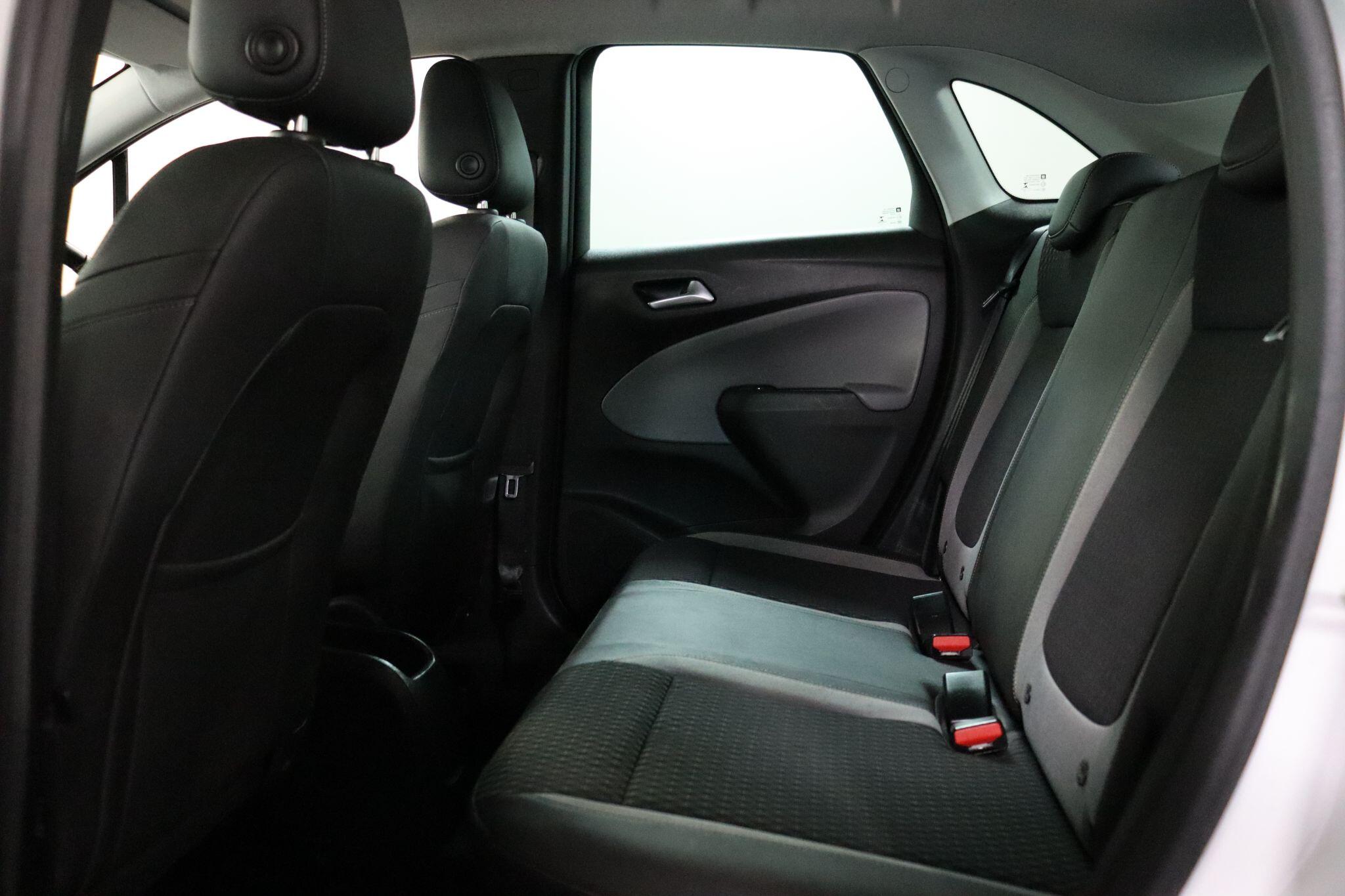 Vauxhall Crossland X view 41