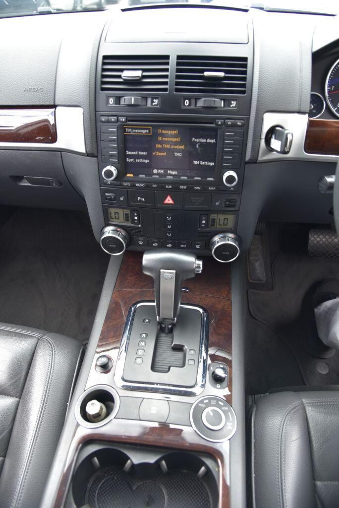 Volkswagen Touareg view 33