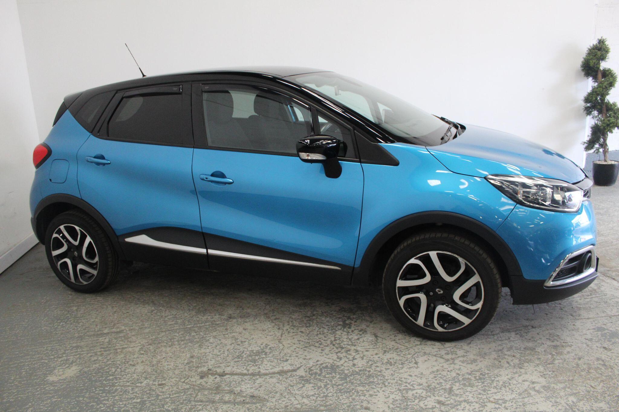 Renault Captur view 4