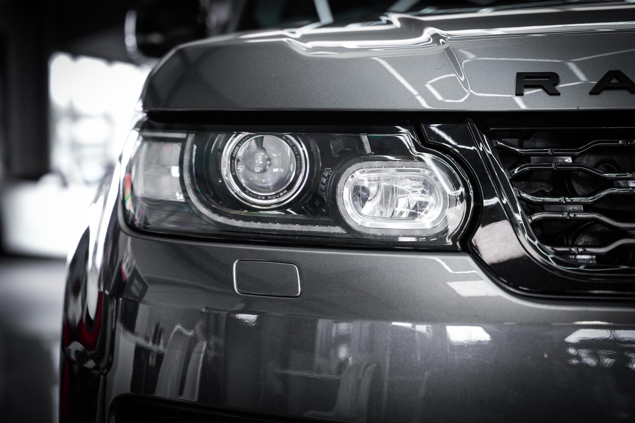 Land Rover Range Rover Sport view 32