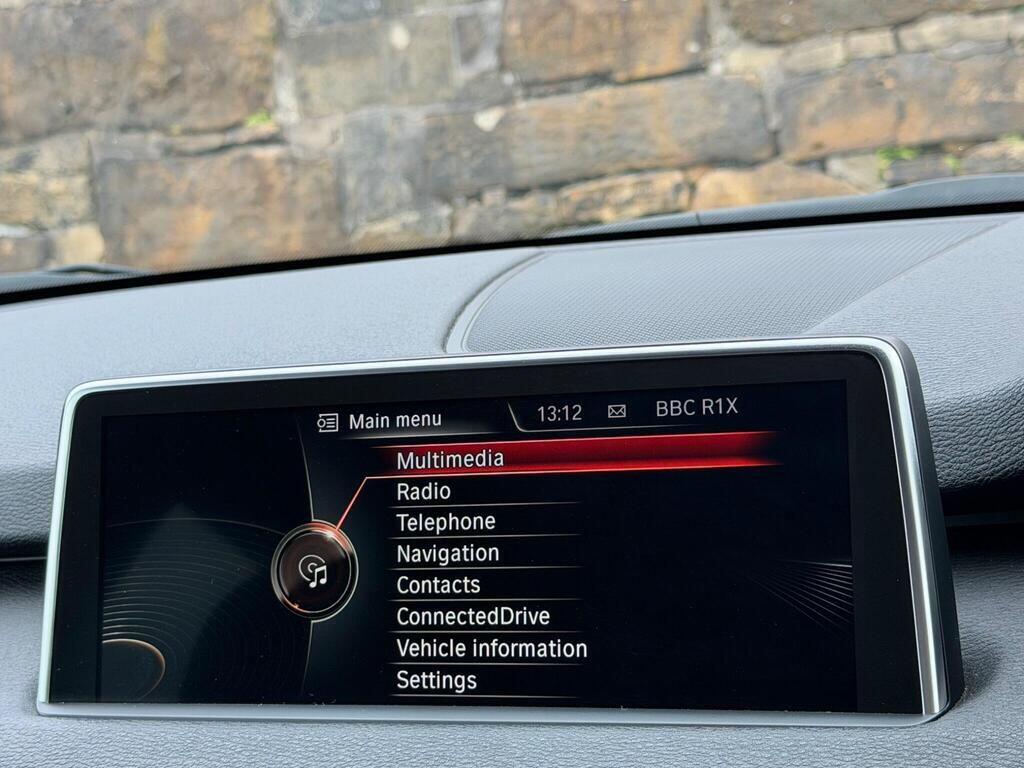 BMW X5 view 29