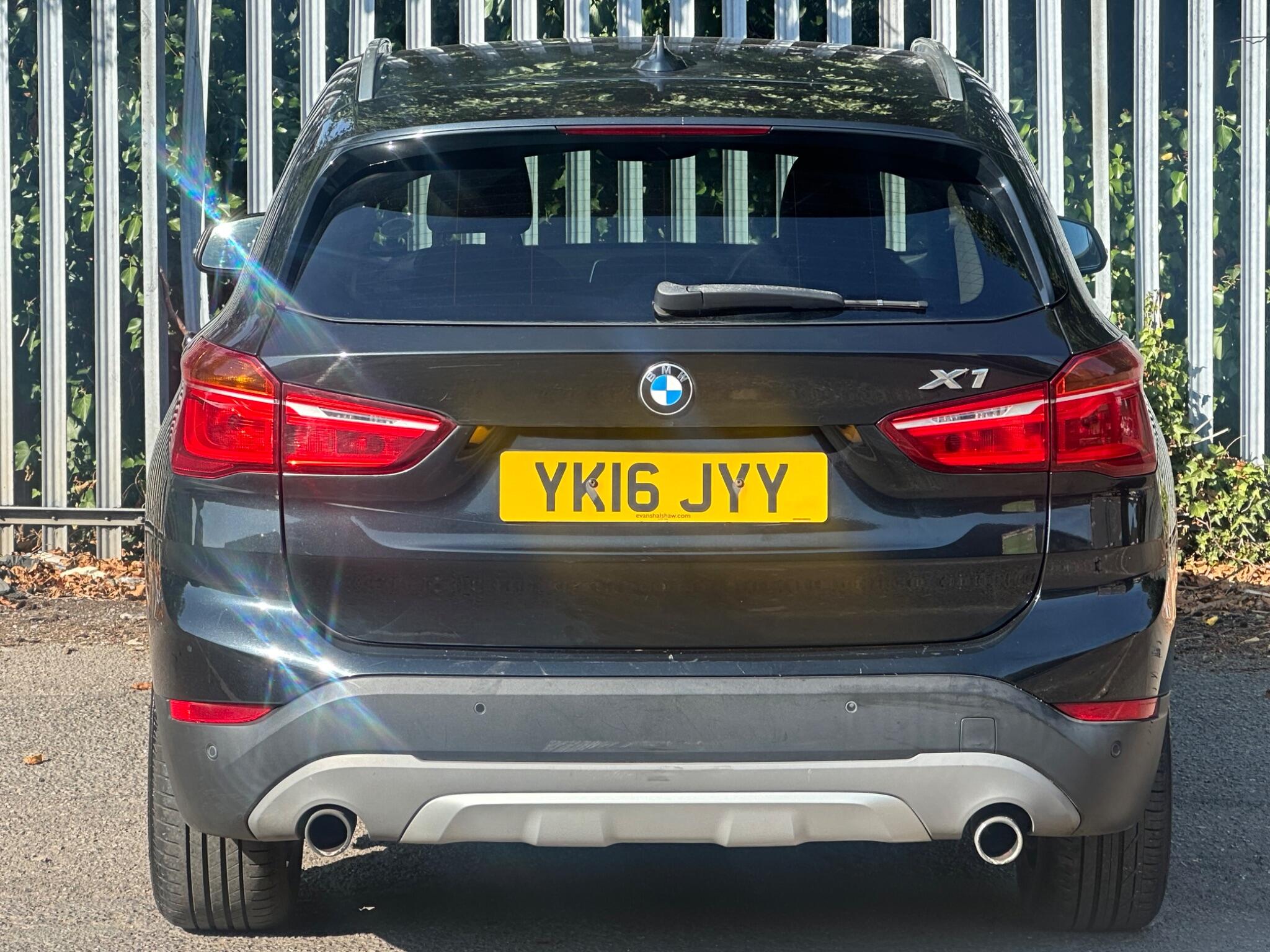 BMW X1 view 5