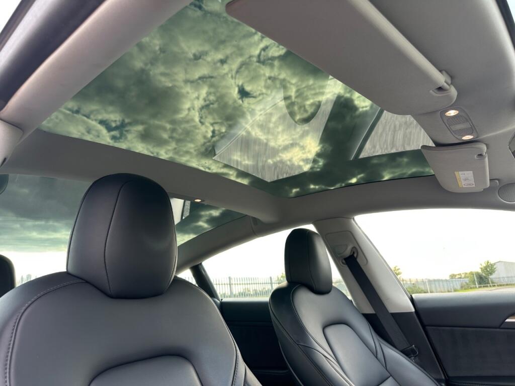 Tesla Model 3 view 9