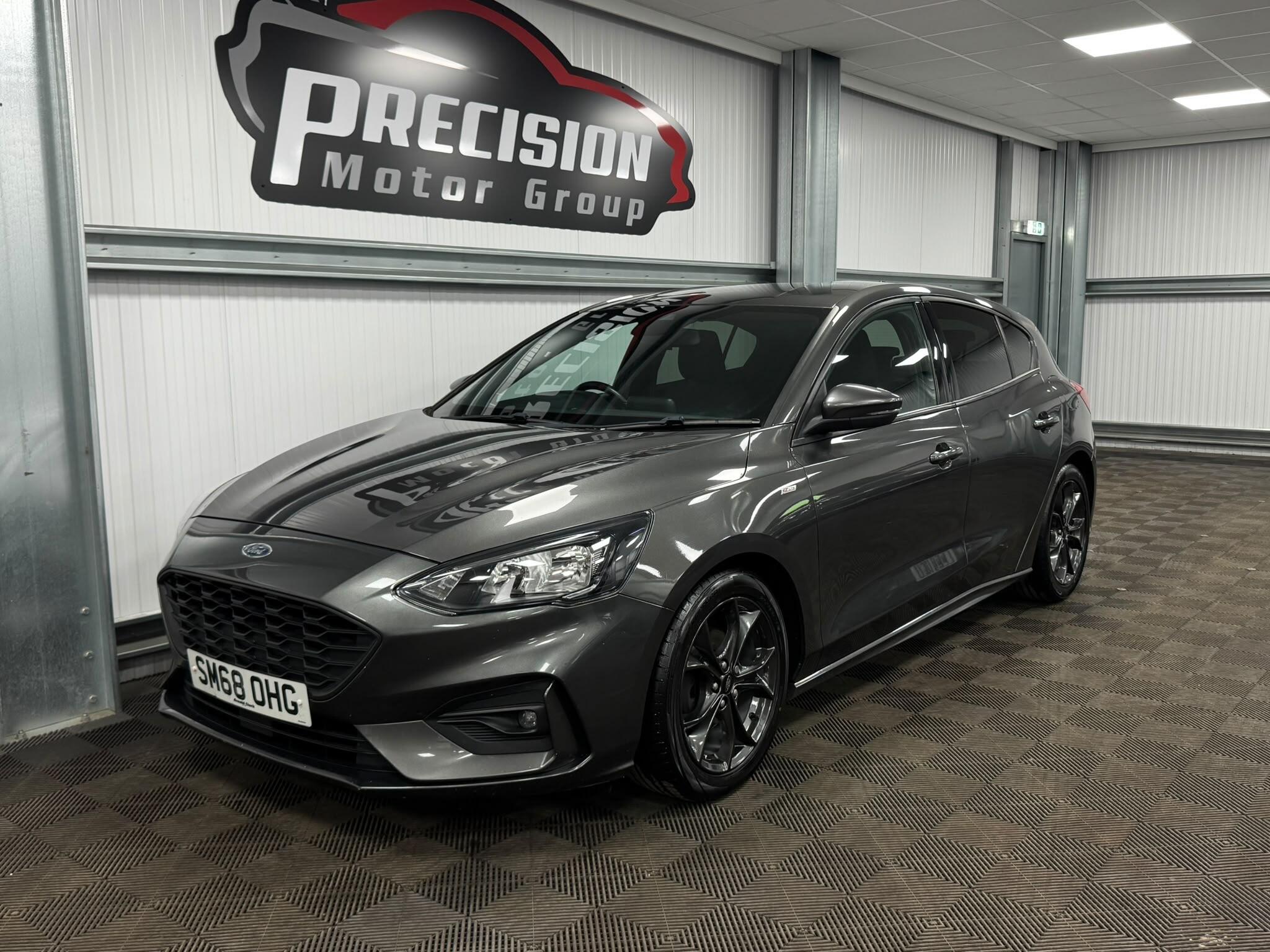 Ford Focus view 5