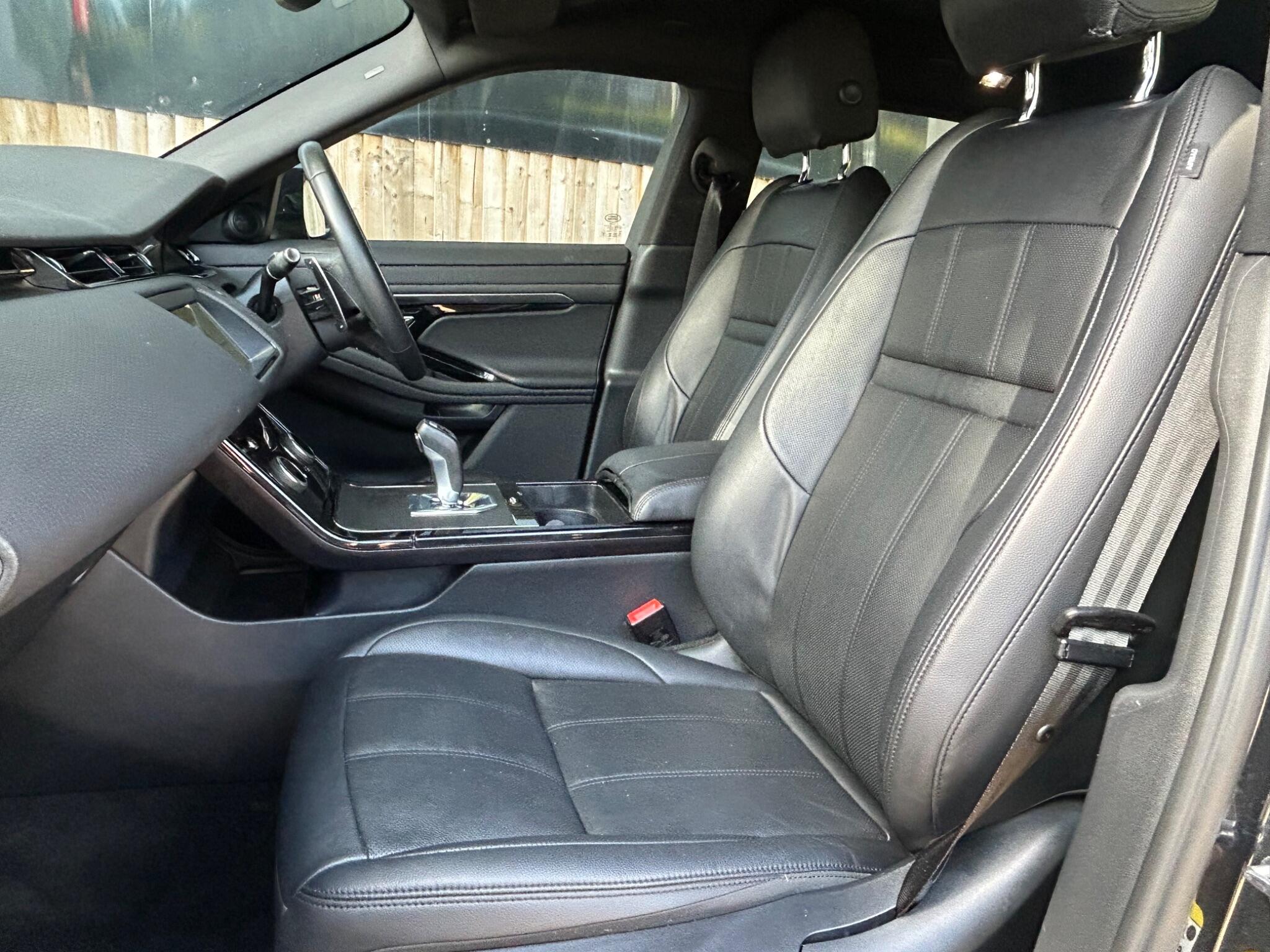 Land Rover Range Rover Evoque view 4
