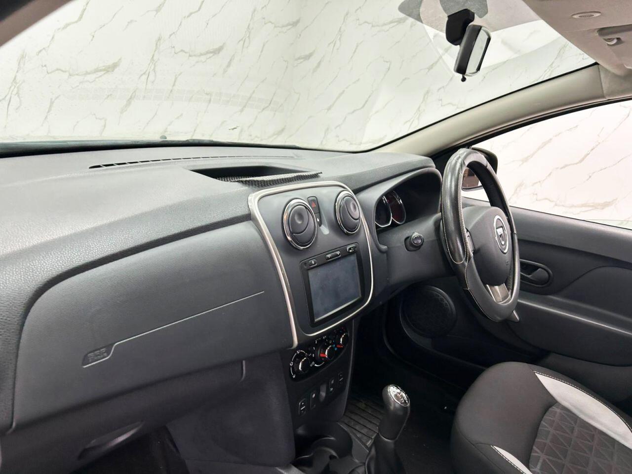 Dacia Sandero view 14