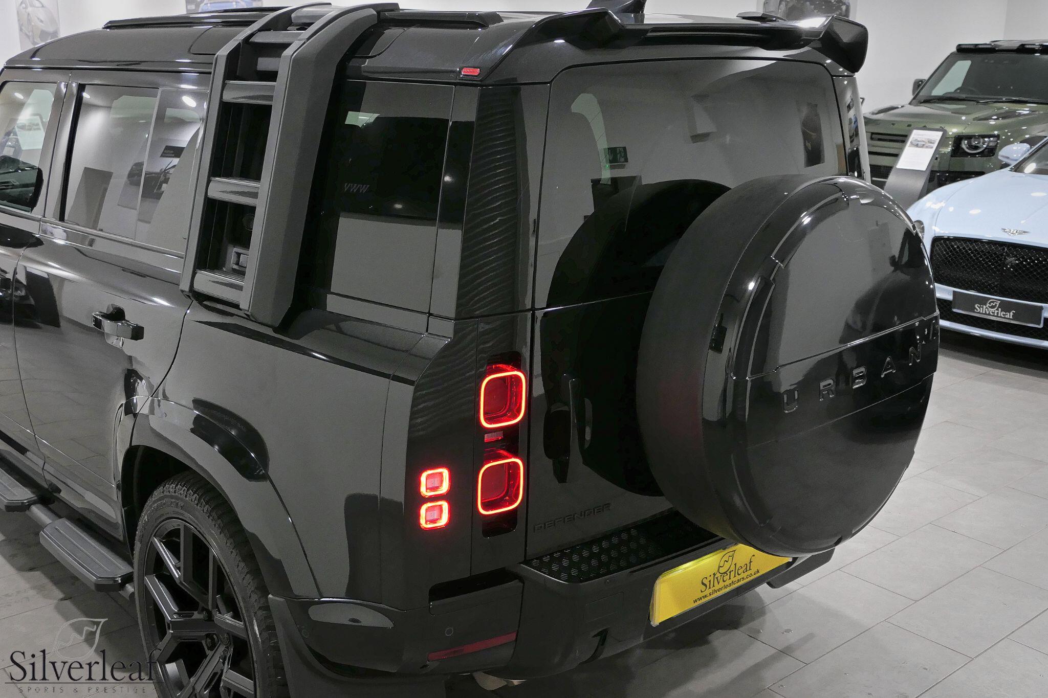 Land Rover Defender view 37