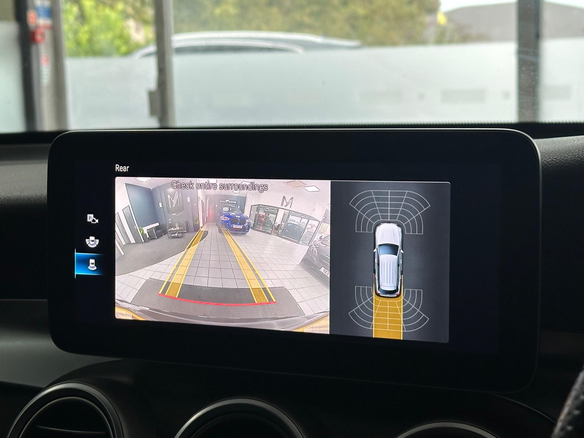 Mercedes-Benz GLC view 30