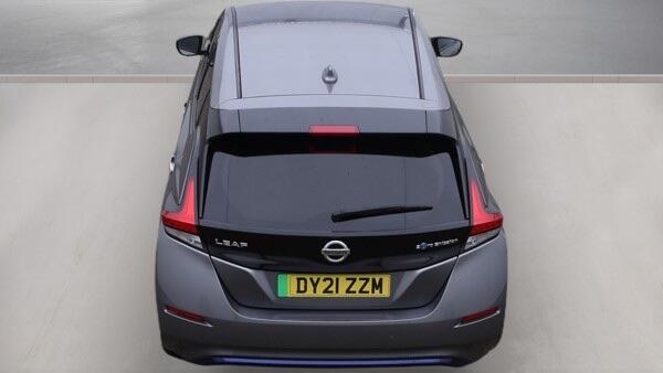 Nissan Leaf view 8
