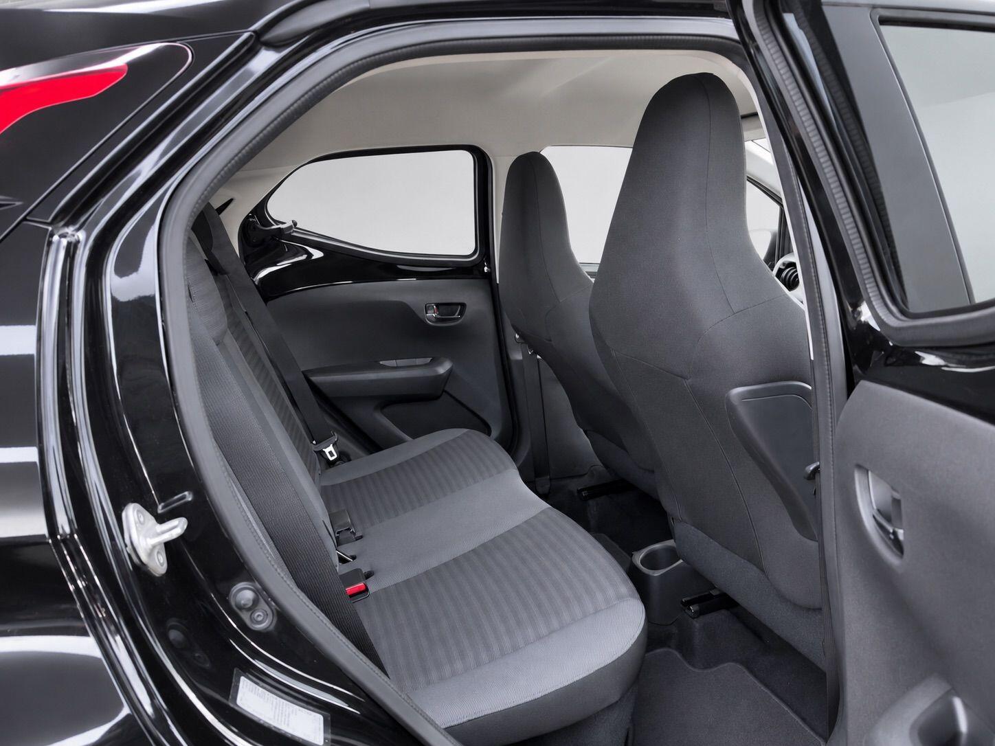 Toyota Aygo view 30
