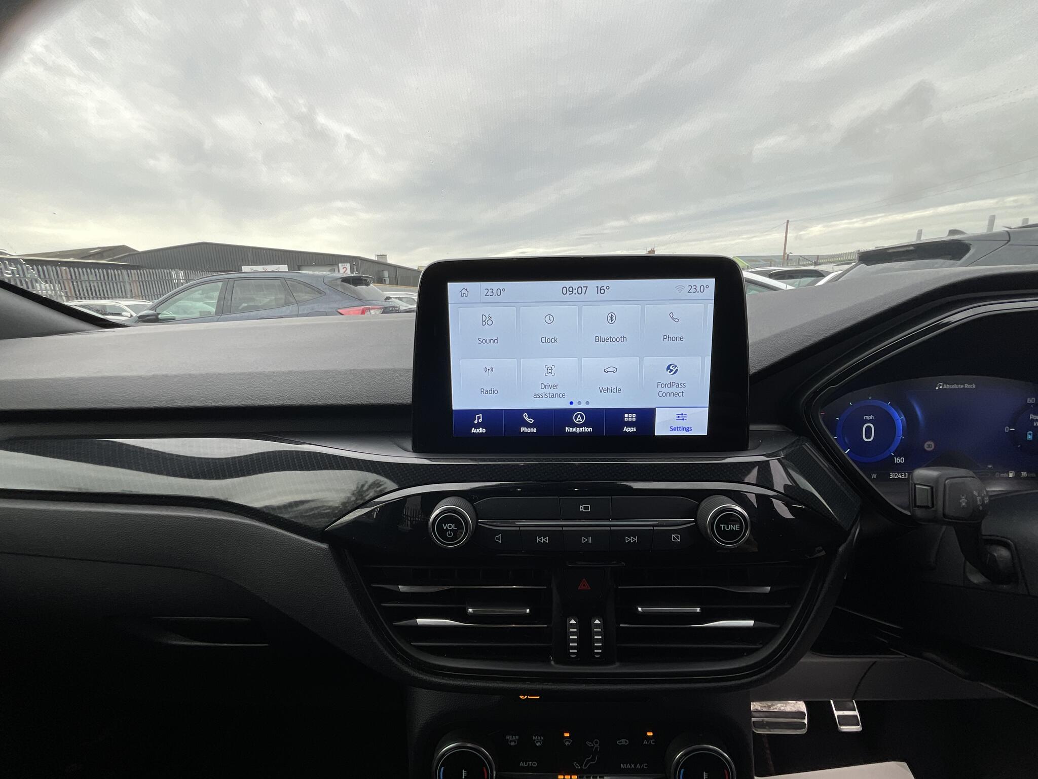 Ford Kuga view 30