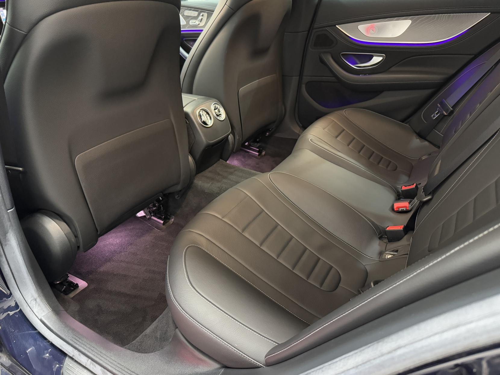 Mercedes-Benz CLS view 61