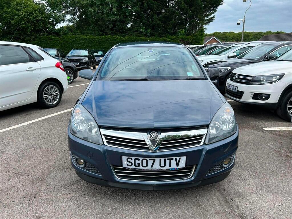 Vauxhall Astra view 6