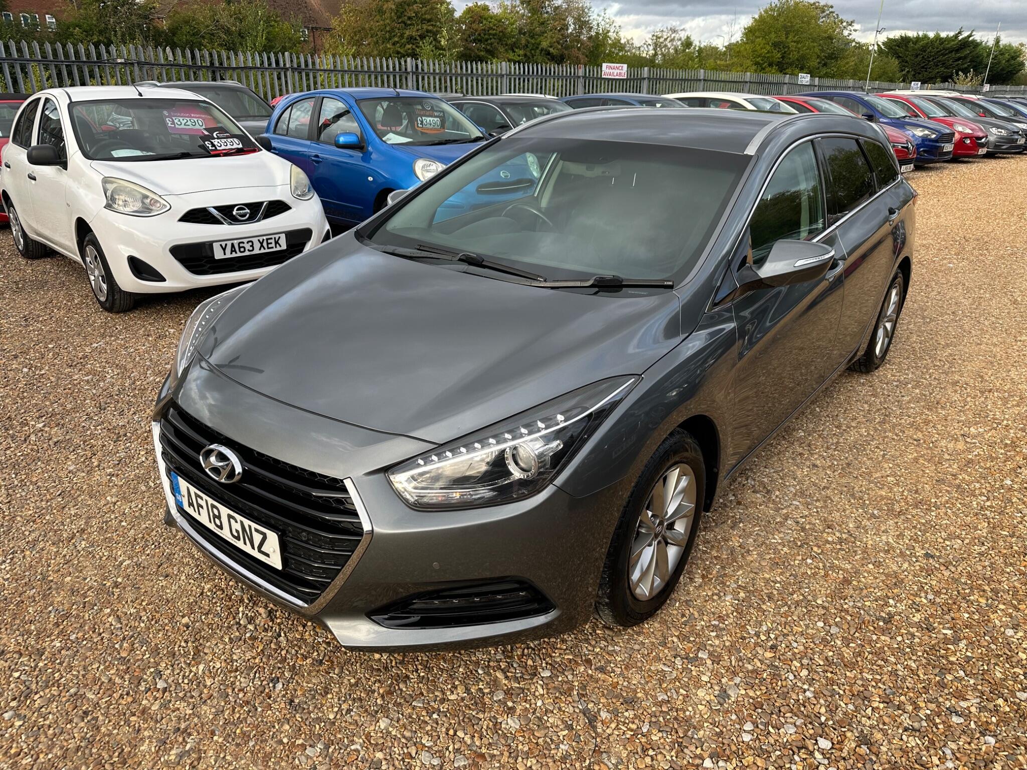 Hyundai I40 view 4