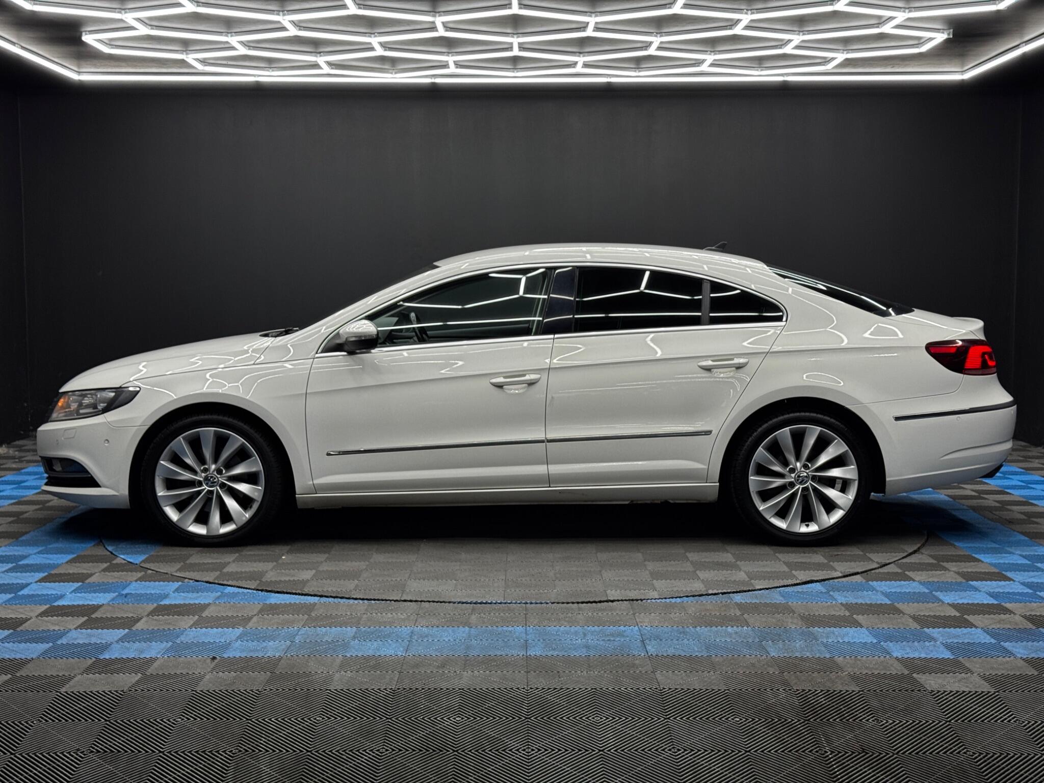 Volkswagen CC view 8