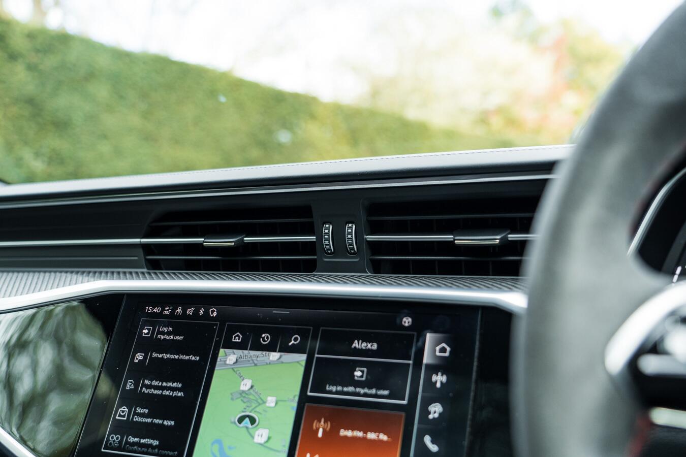 Audi RS6 Avant view 41