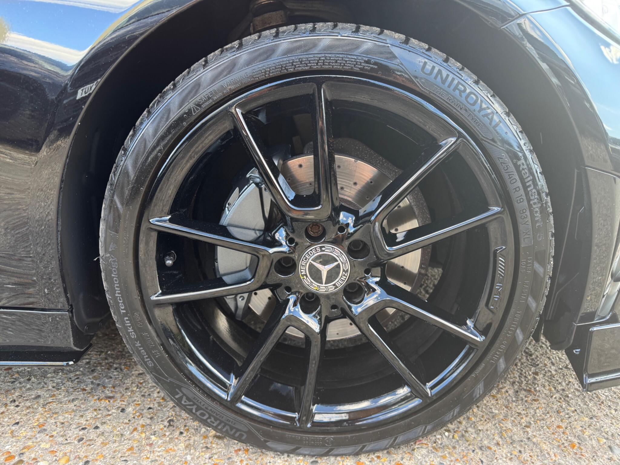 Mercedes-Benz C Class view 37