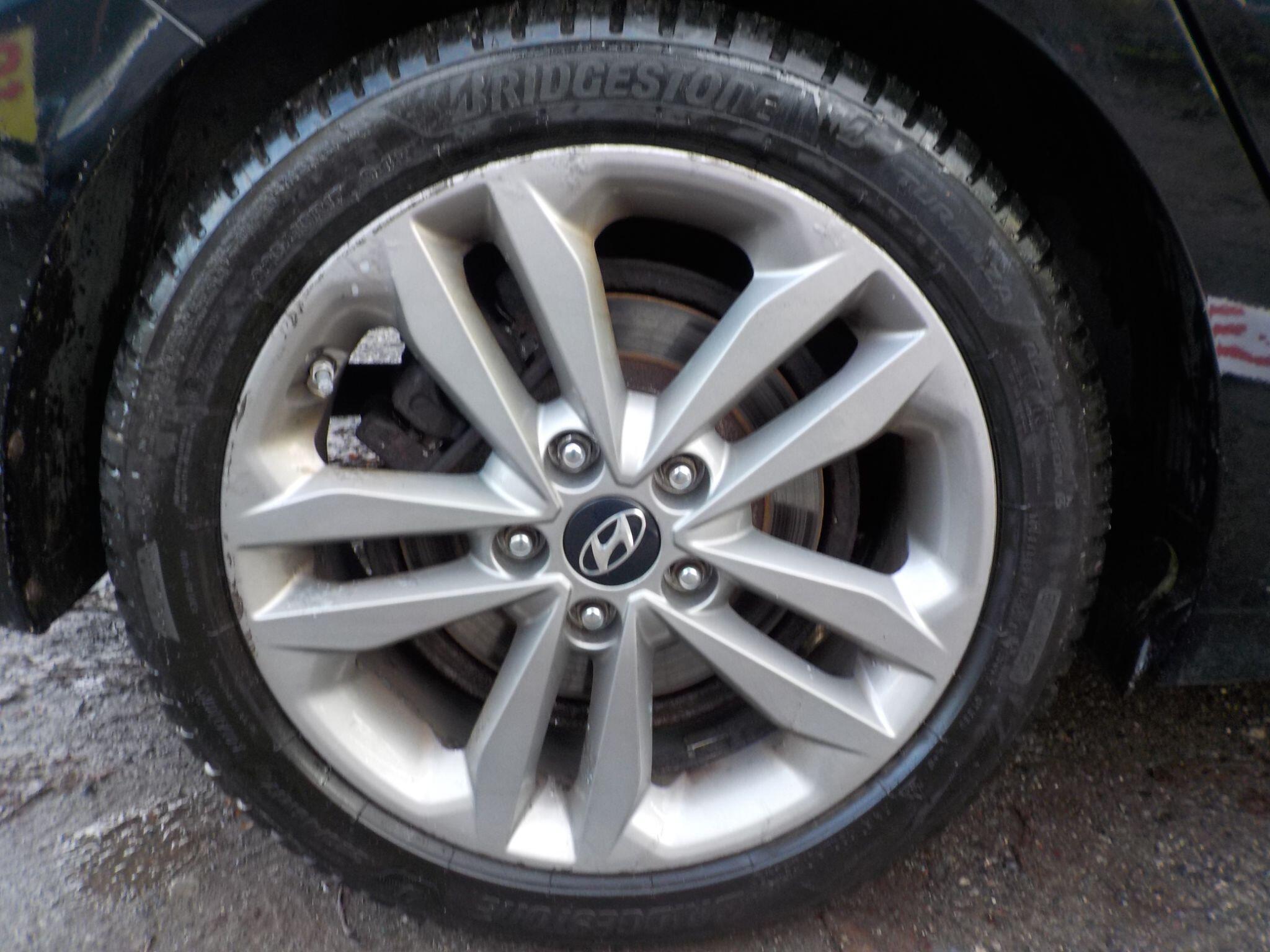 Hyundai i30 1.6 CRDi Blue Drive Premium Euro 6 (s/s) 5dr