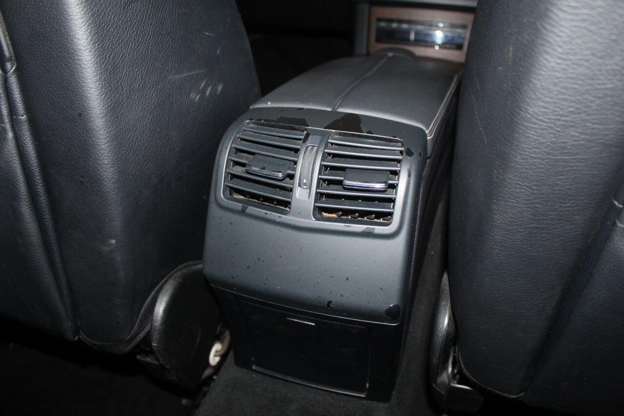 Mercedes-Benz E-Class view 53