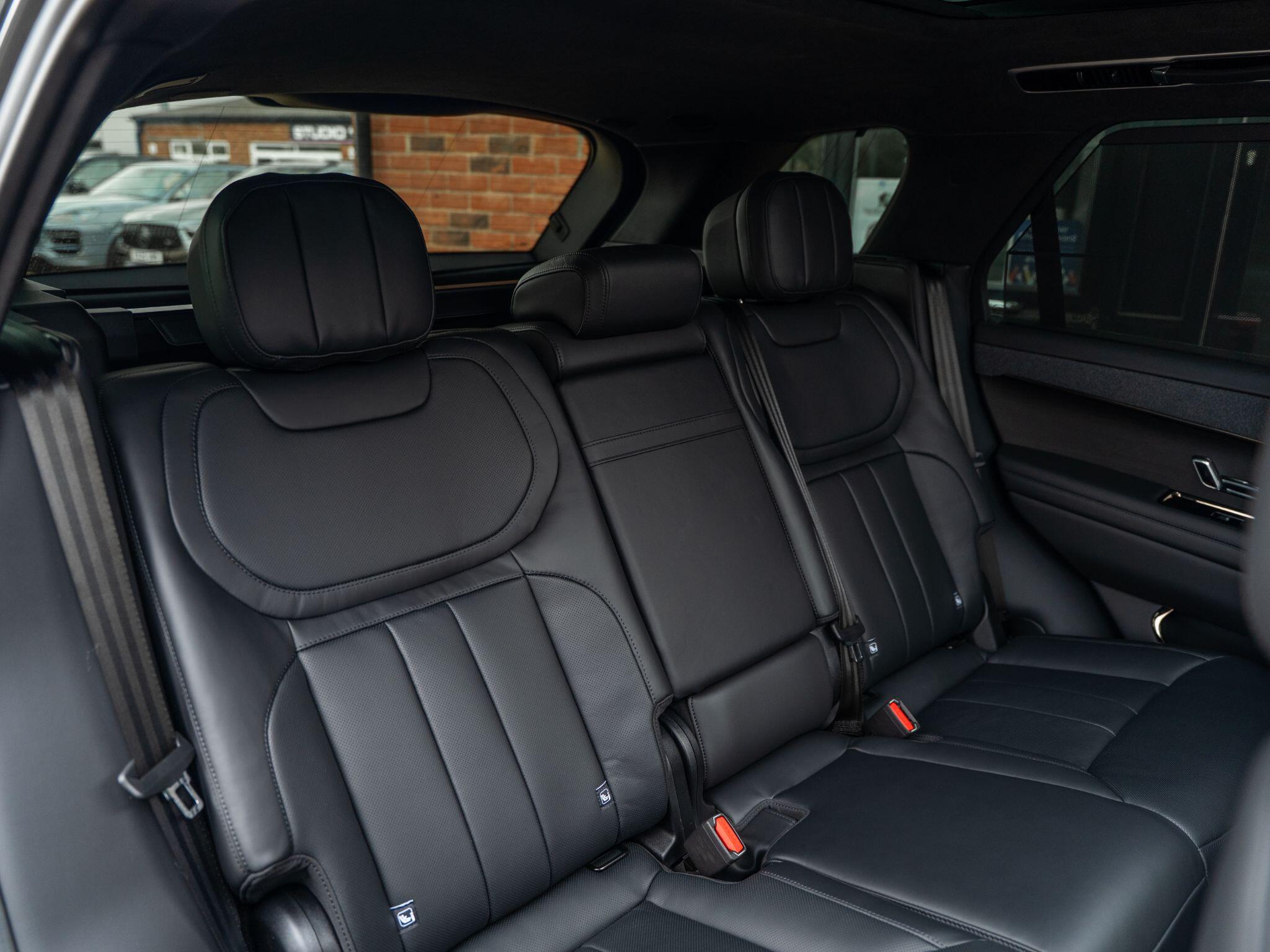 Land Rover Range Rover Sport view 48