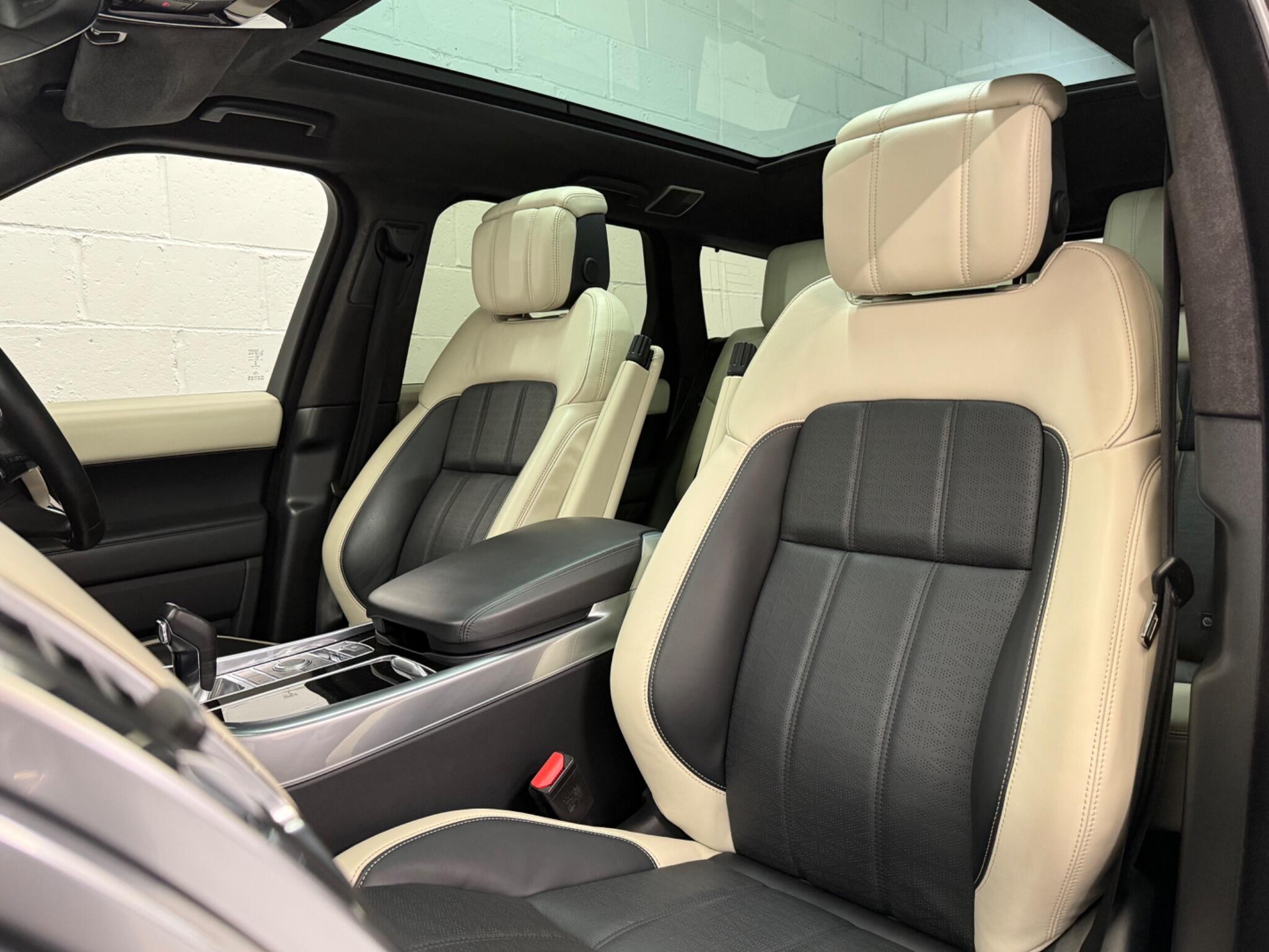 Land Rover Range Rover Sport view 13