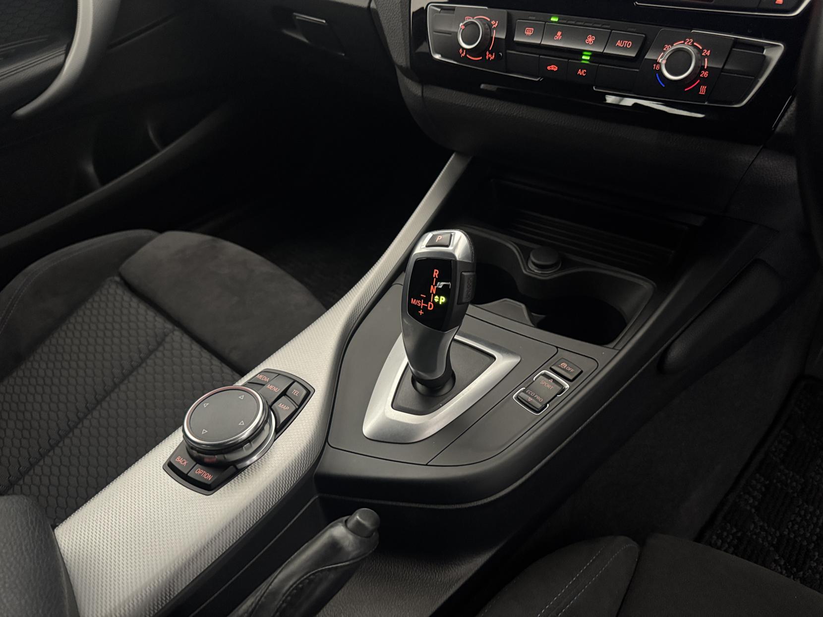BMW 1 Series view 55