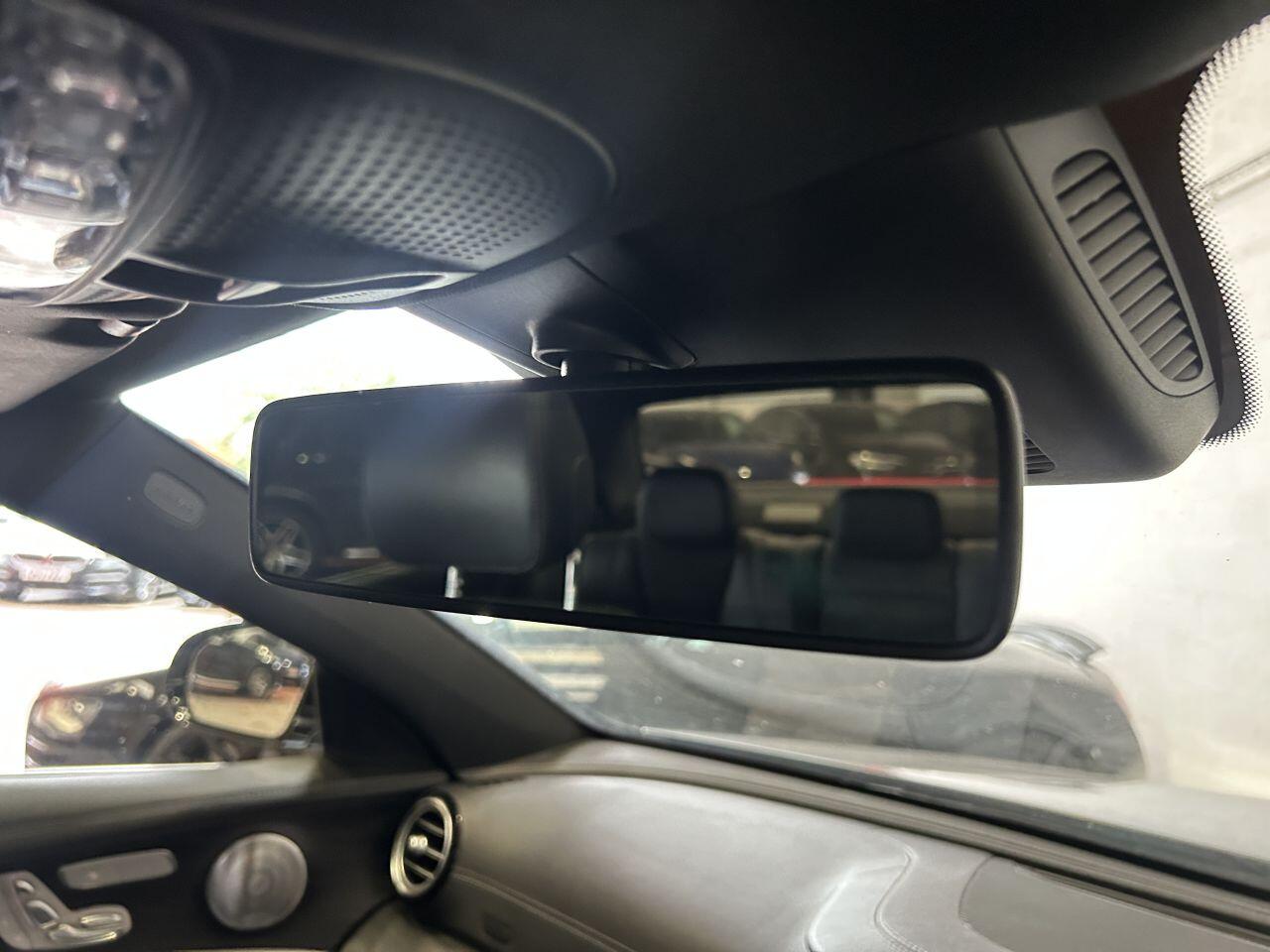 Mercedes-Benz E Class view 61