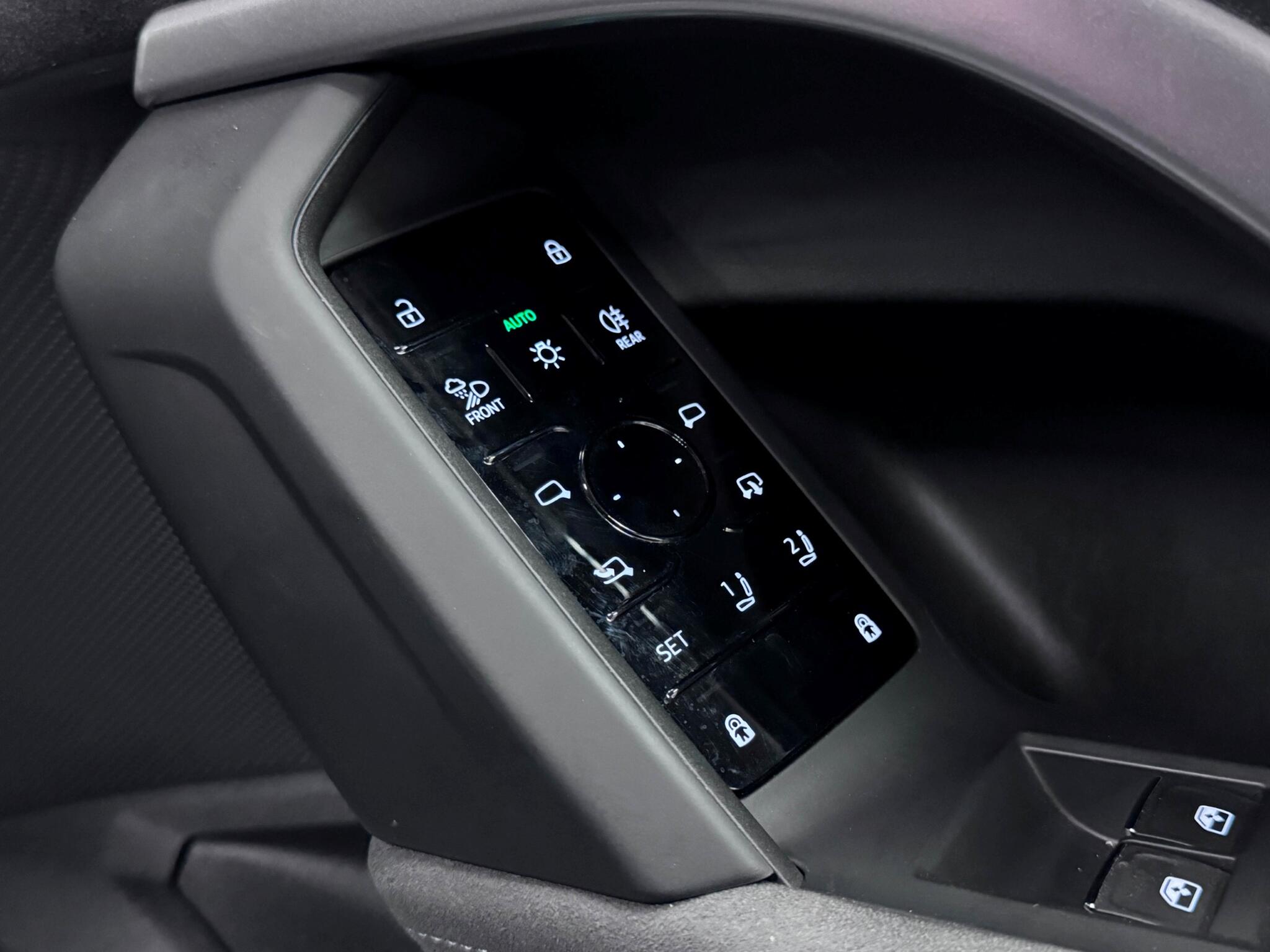 Audi Q5 view 19