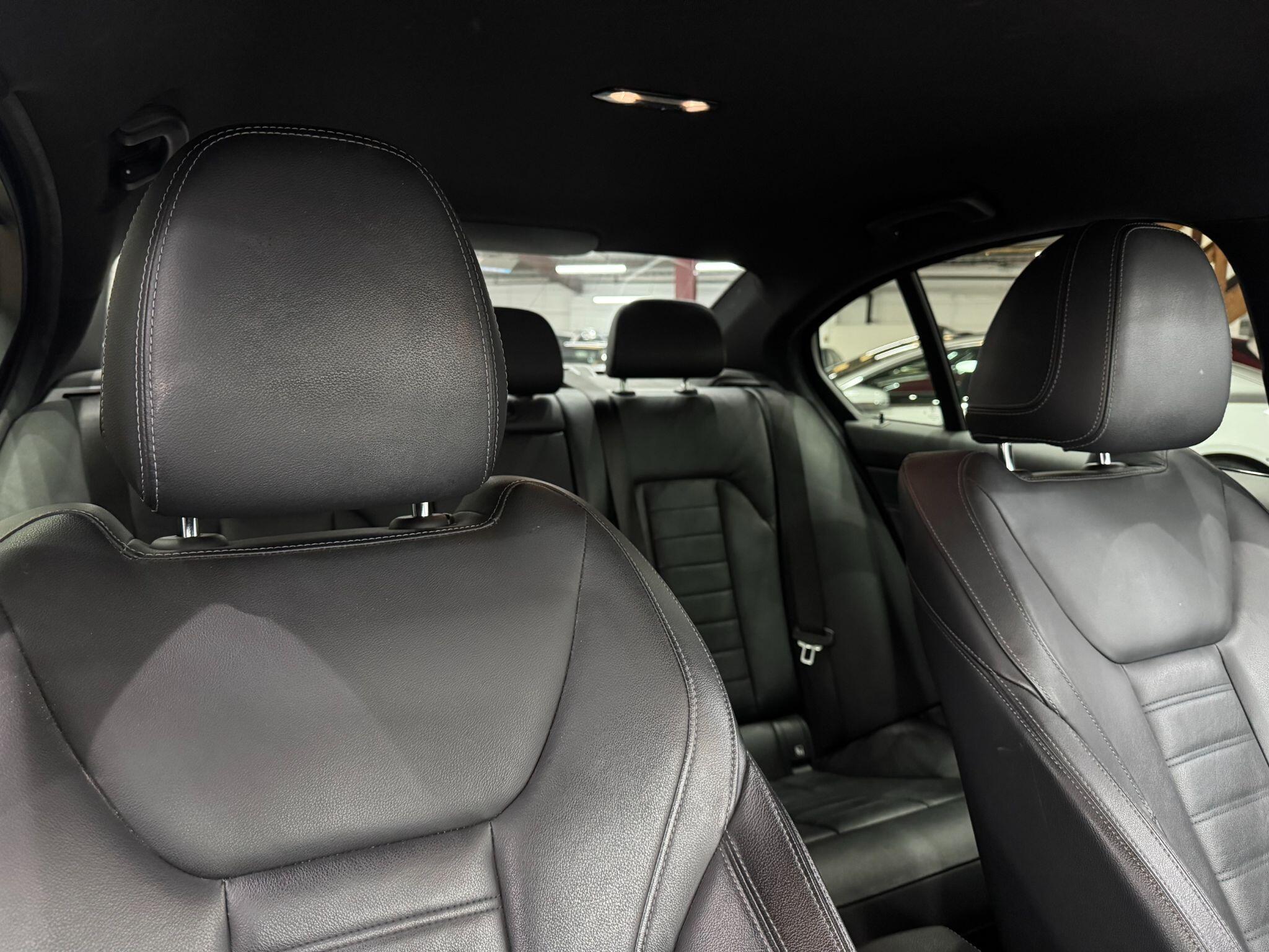 BMW 3 Series view 14