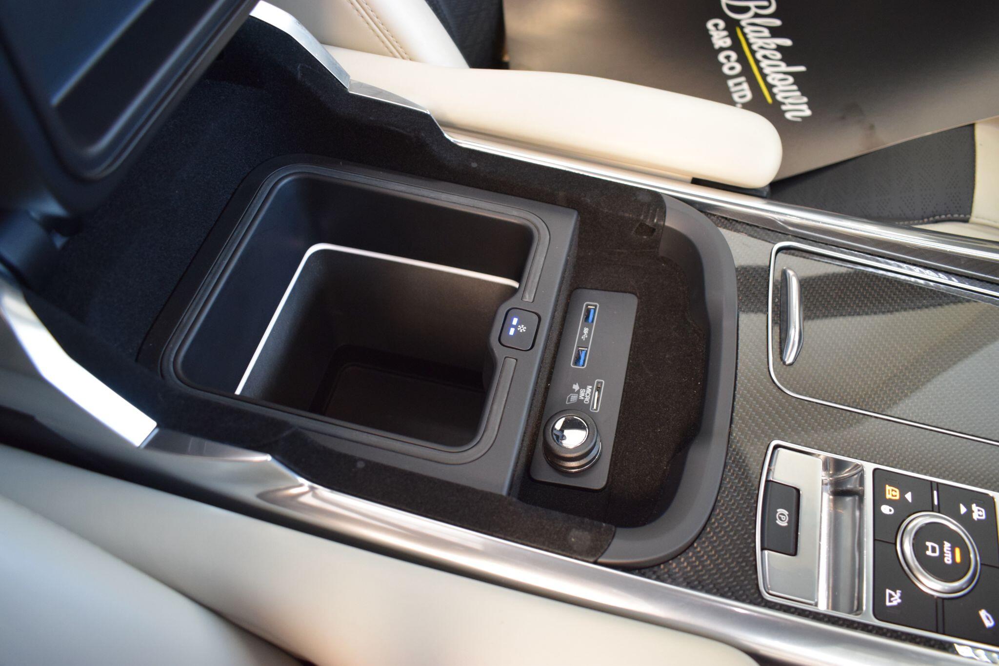 Land Rover Range Rover Sport view 17