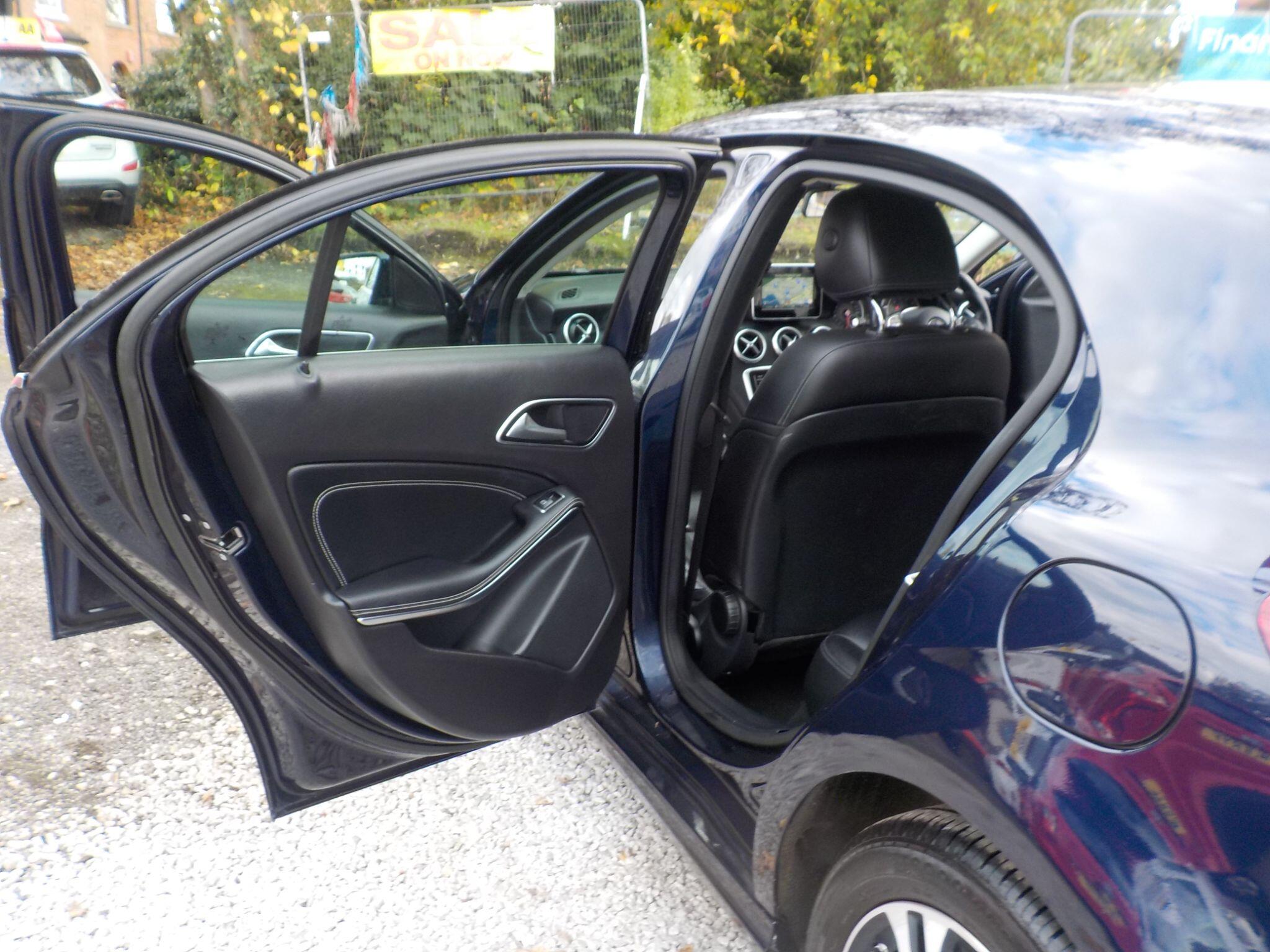 Mercedes-Benz A Class 1.6 A160 SE Euro 6 (s/s) 5dr