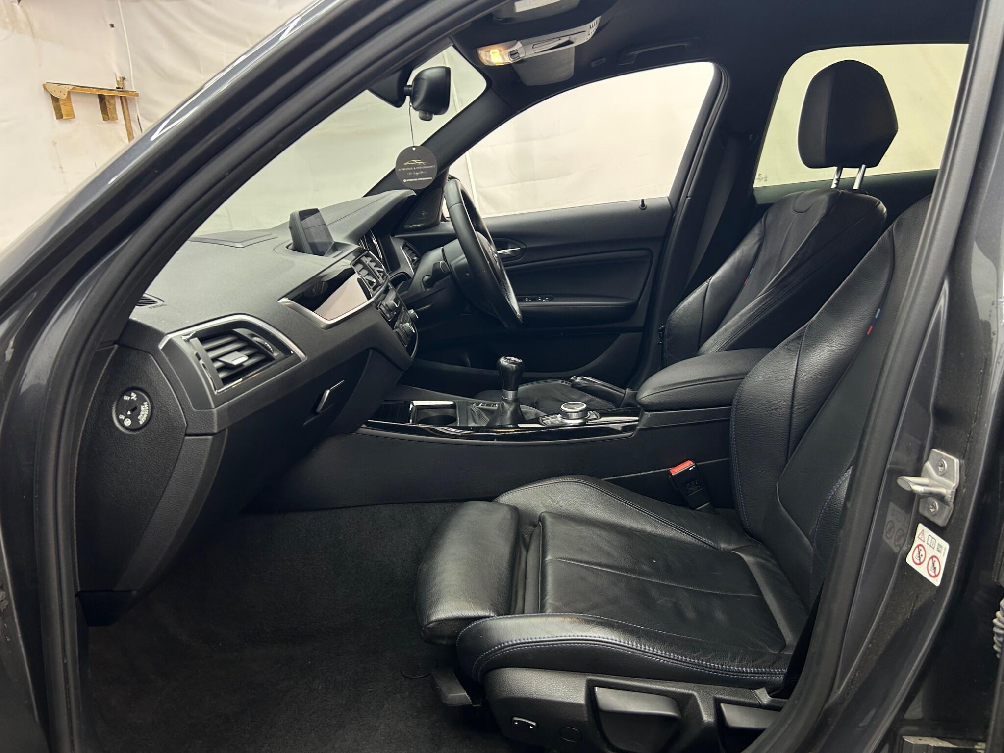BMW 1 Series view 45