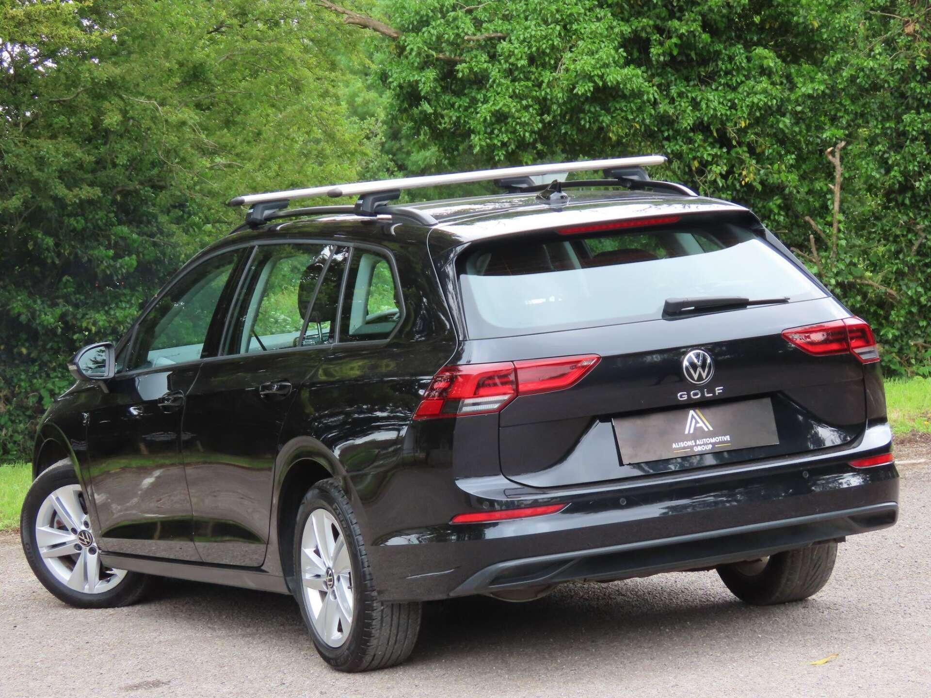 Volkswagen Golf view 7